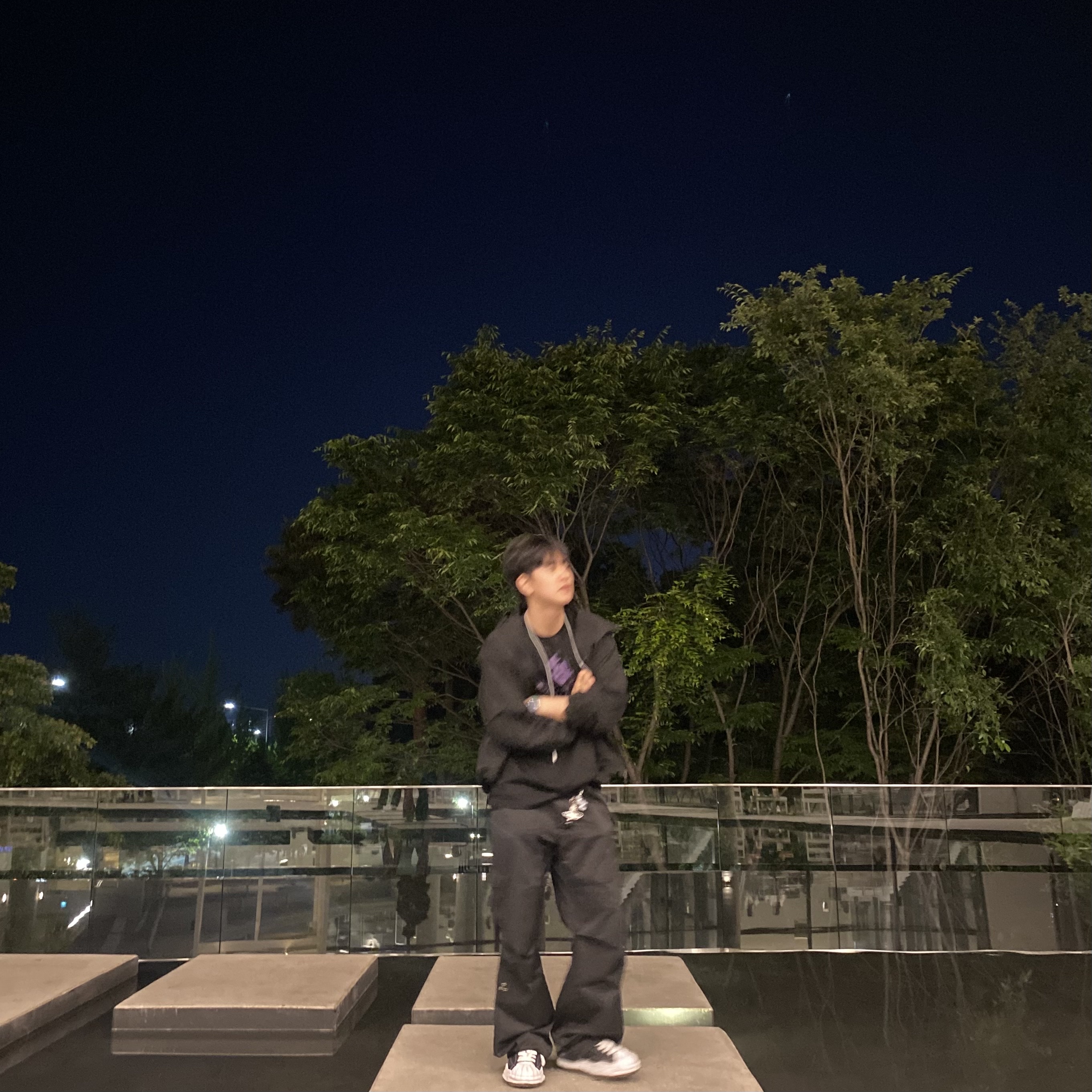 Opening Project Black Edition Side Pocket Cargo Pants Black, Vivienne Westwood Saffiano Hammered Orb Keyring Silver Black 착용 스타일