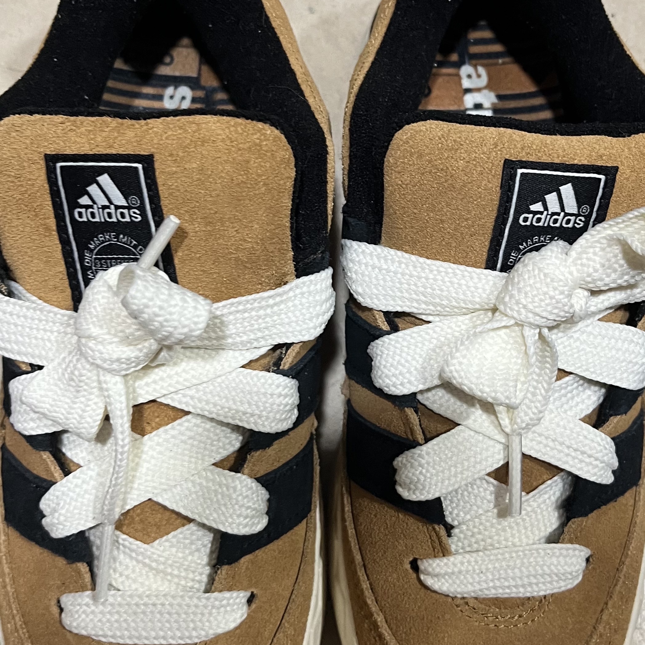 Adidas x Atmos Adimatic OG Shoebox 착용 스타일
