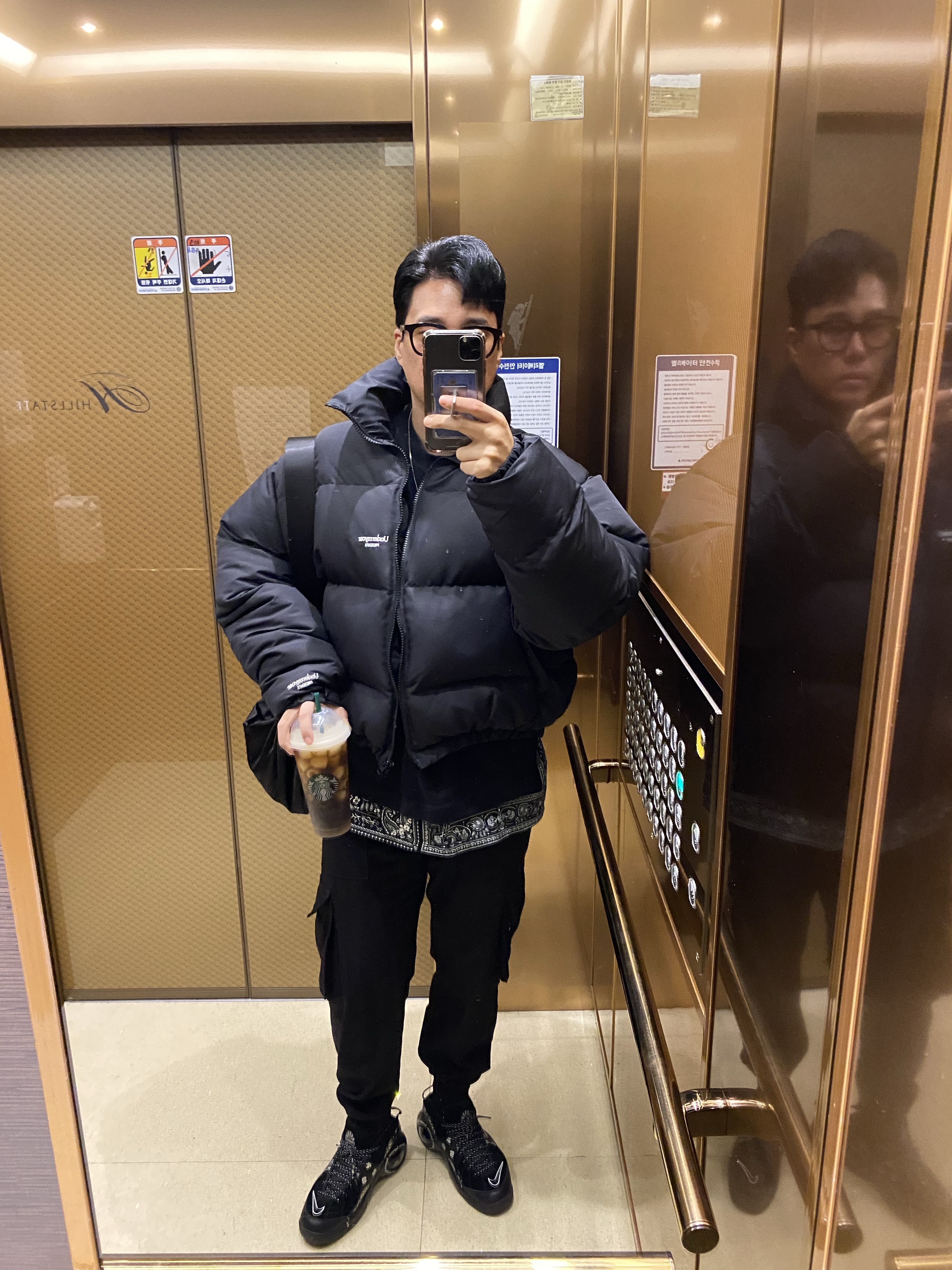 Undermycar Mu.15 Anti Fxxking Logo Play Triple Logo Crop Padding Jacket Black, Nike x Supreme Air Zoom Flight 95 SP Black 착용 스타일