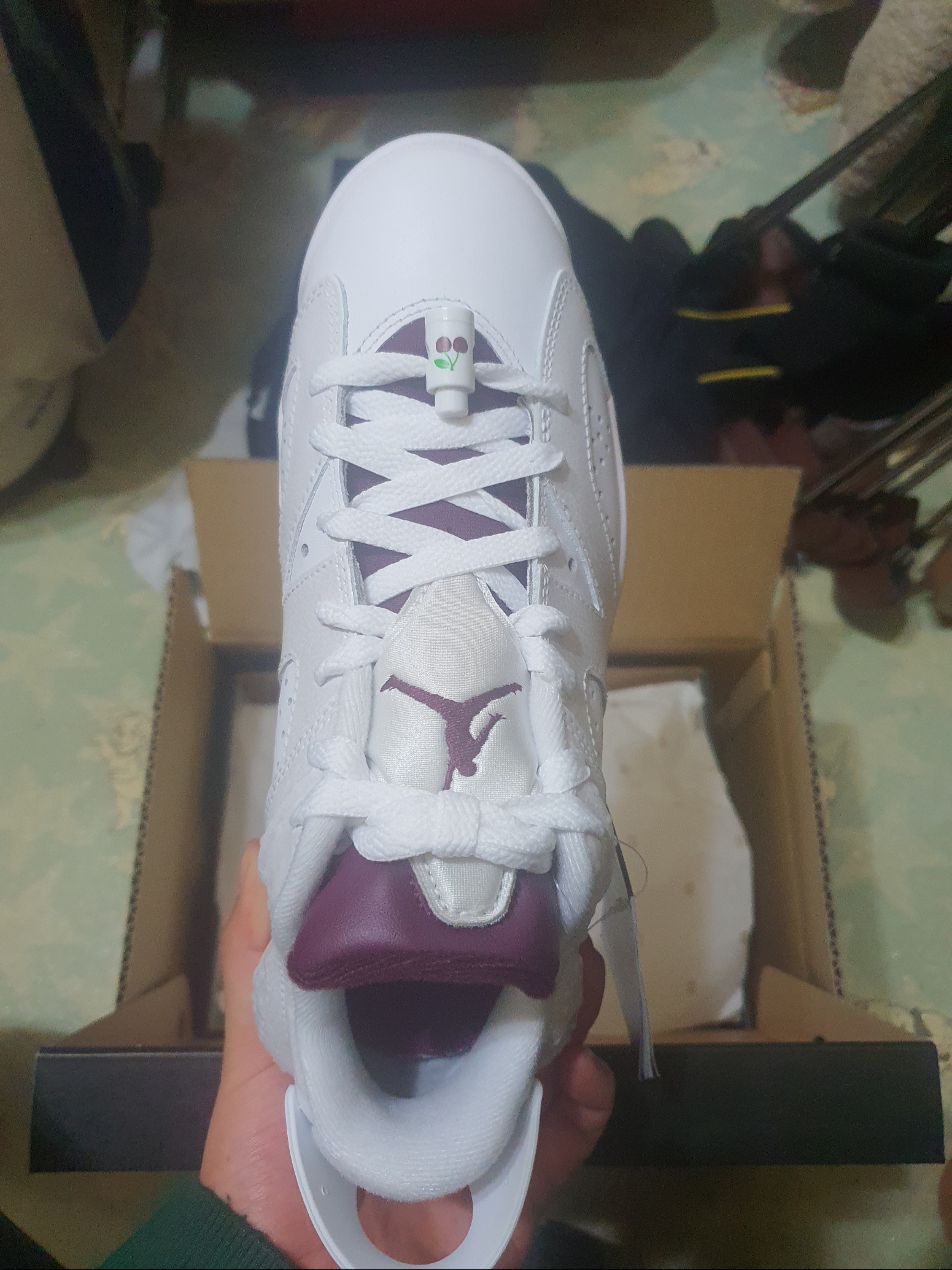 Jordan 6 Retro Low Golf White and Bordeaux 착용 스타일
