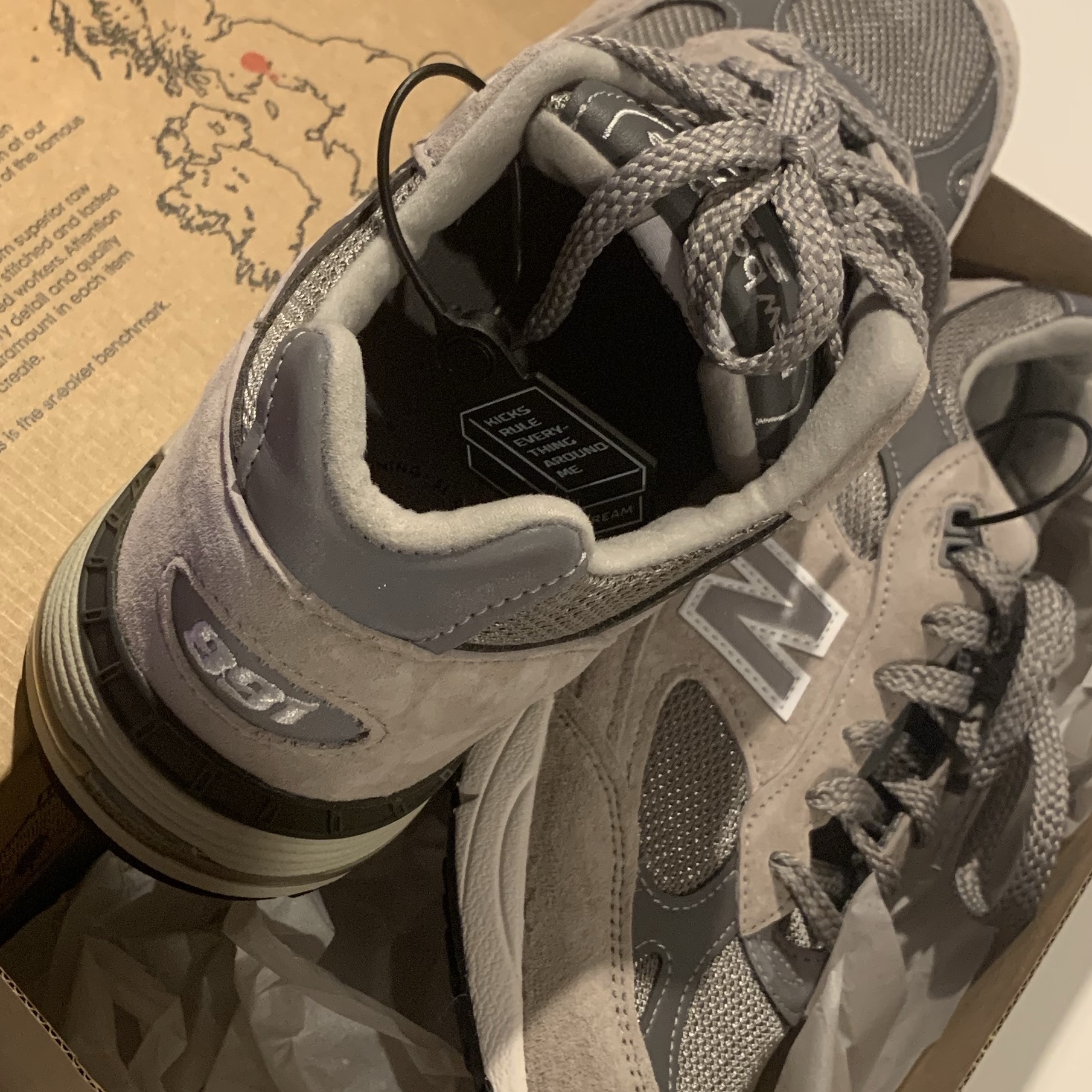 New Balance 991 Made in UK Grey 착용 스타일