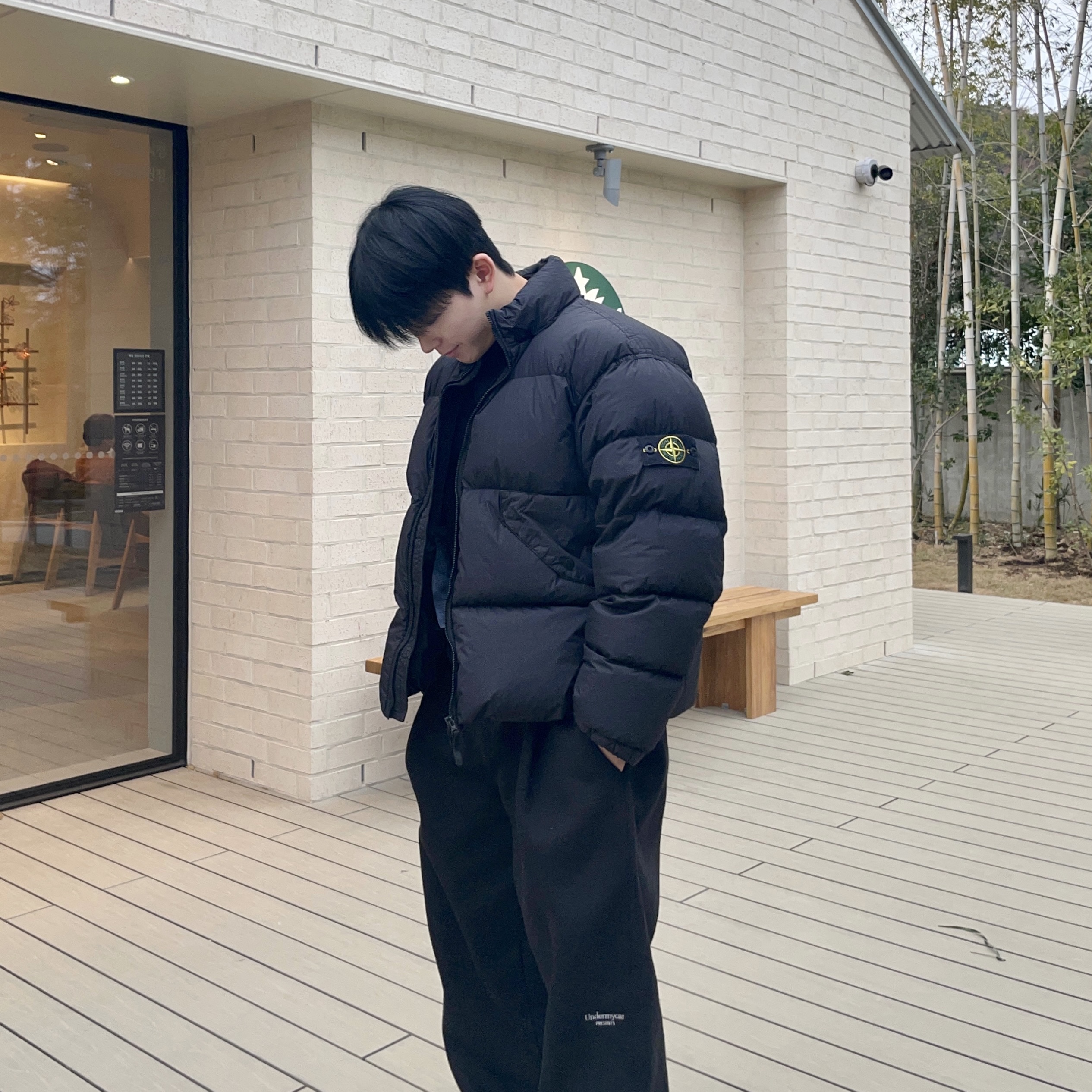 Undermycar Mu.03 Anti Fxxking Logo Play Oversized Sweat Jogger Black, Stone Island 40623 Garment Dyed Crinkle Reps Recycled Nylon Down Jacket Black - 23FW 착용 스타일