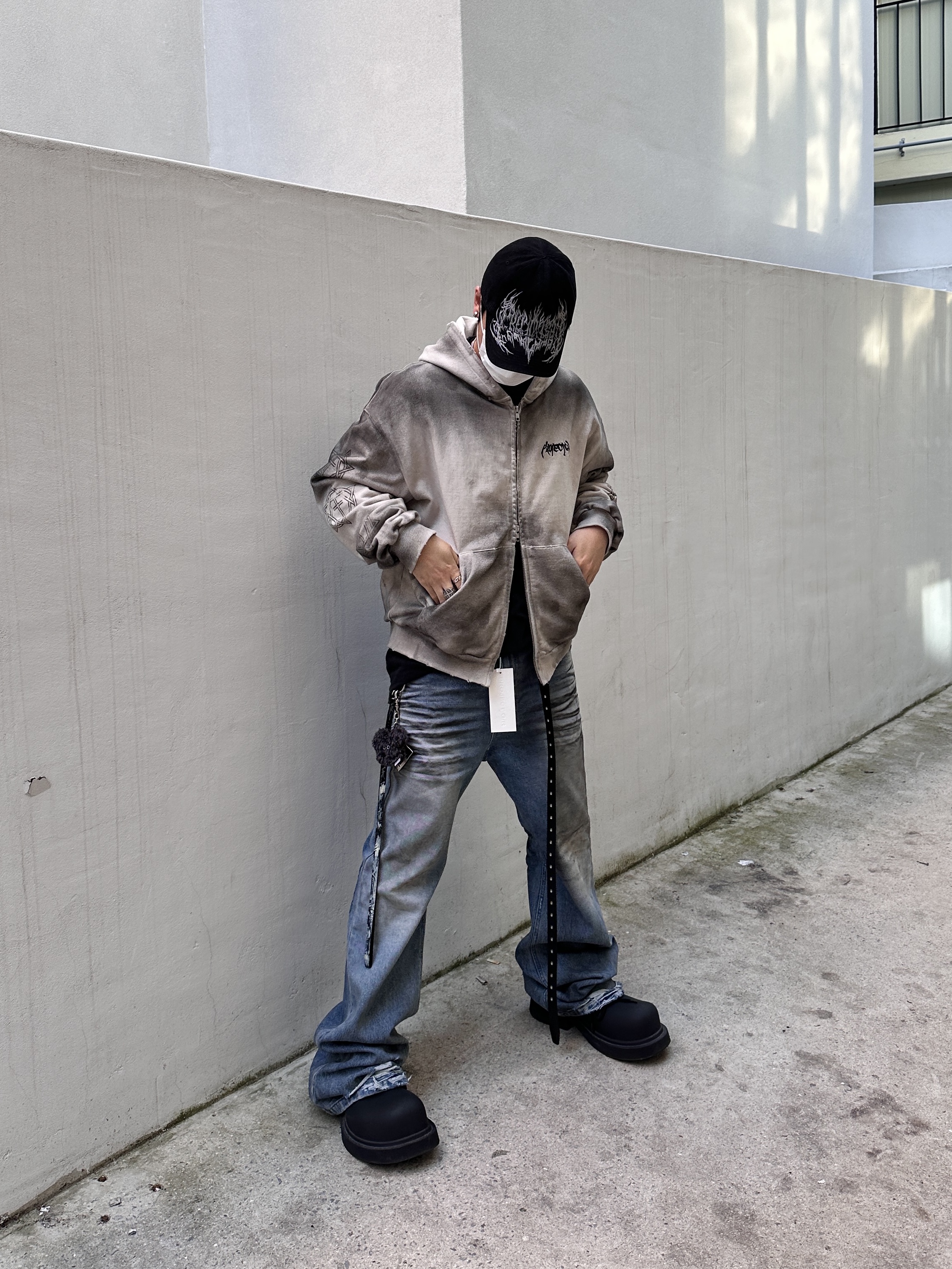 Project G/R Furious Logo Applique Zip Hoodie Grey - 10 Corso Como Exclusive, Project G/R Flare Jeans Blue 착용 스타일 - 1