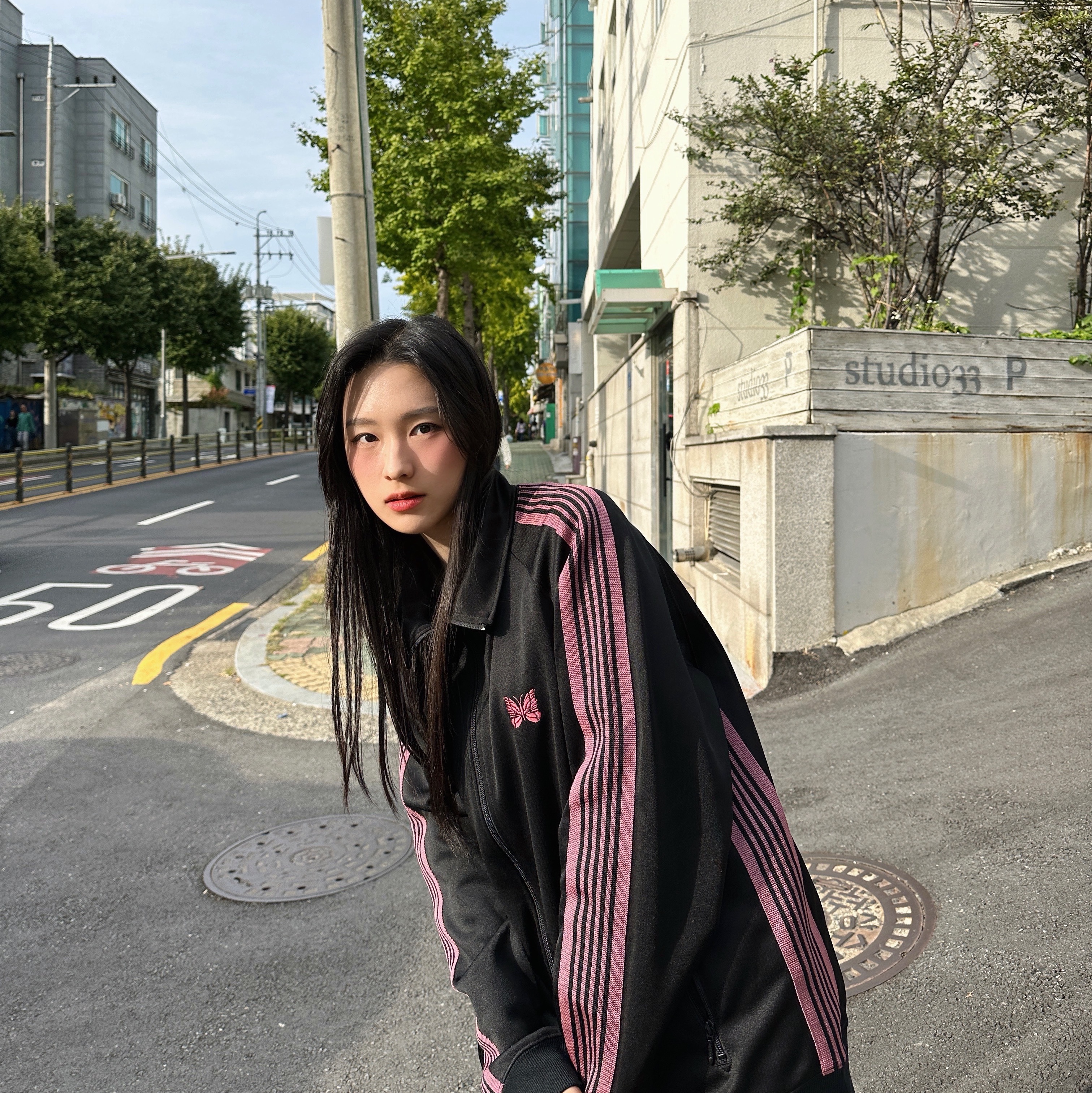 Needles Track Jacket Poly Smooth Black 착용 스타일