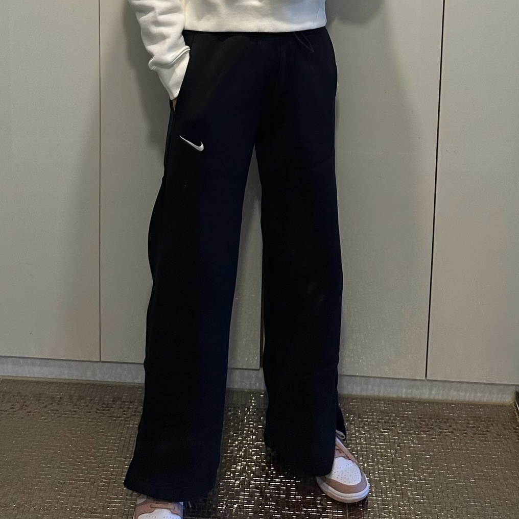 (W) Nike NSW Phoenix Fleece High Waisted Wide Leg Sweatpants Black - US/EU, (W) Nike Dunk Low Rose Whisper 착용 스타일