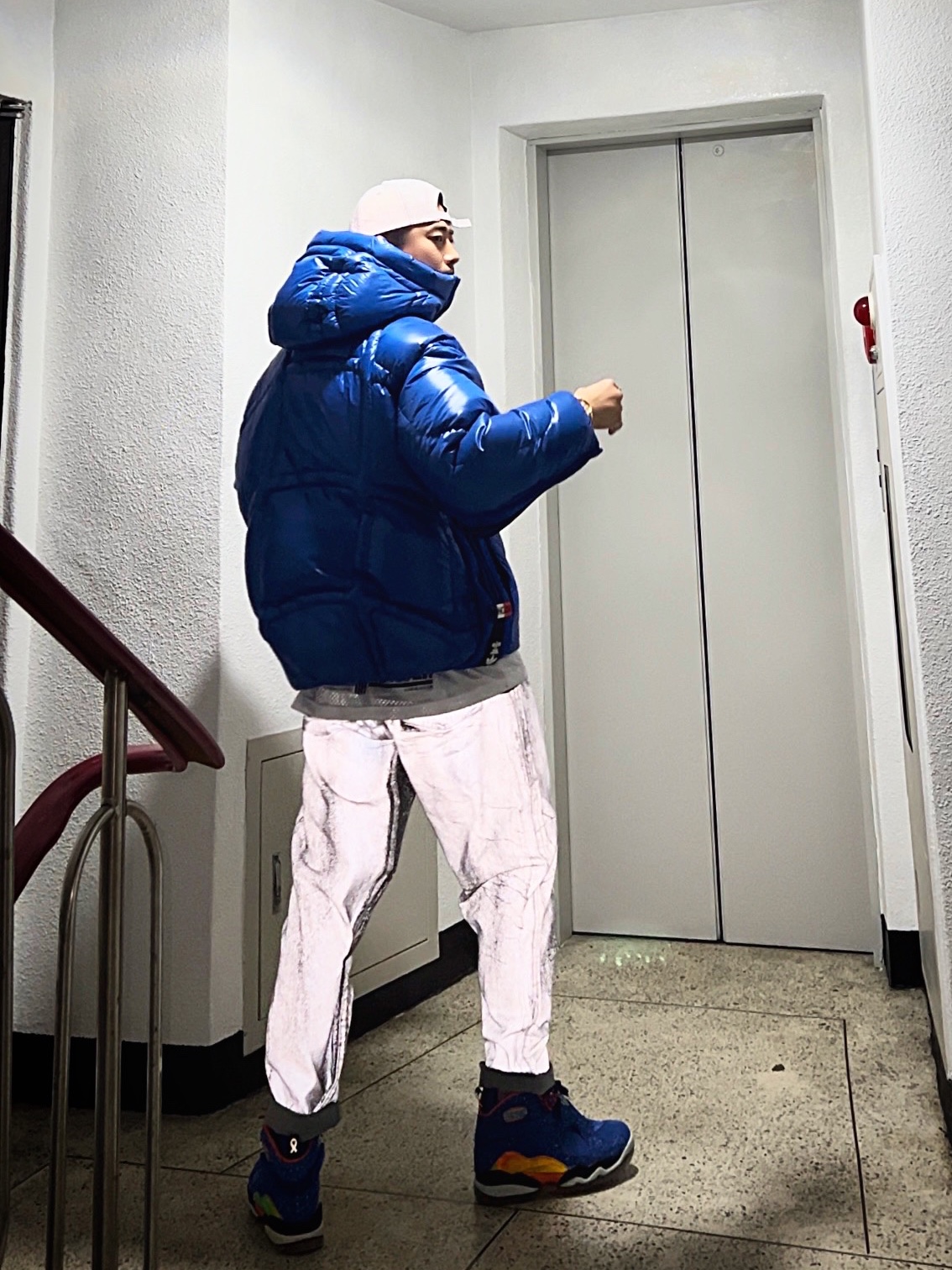 Supreme x Stone Island Denim 6-Panel Reflective - 23FW, Supreme x Stone Island Denim Trucker Jacket Reflective - 23FW 착용 스타일 - 3