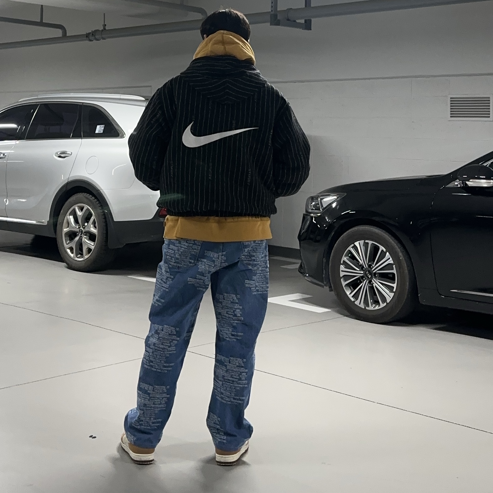 Nike x Stussy NRG Striped Wool Jacket Black (DR4023-010), Supreme Box Logo Hooded Sweatshirt Light Mustard - 21FW 착용 스타일