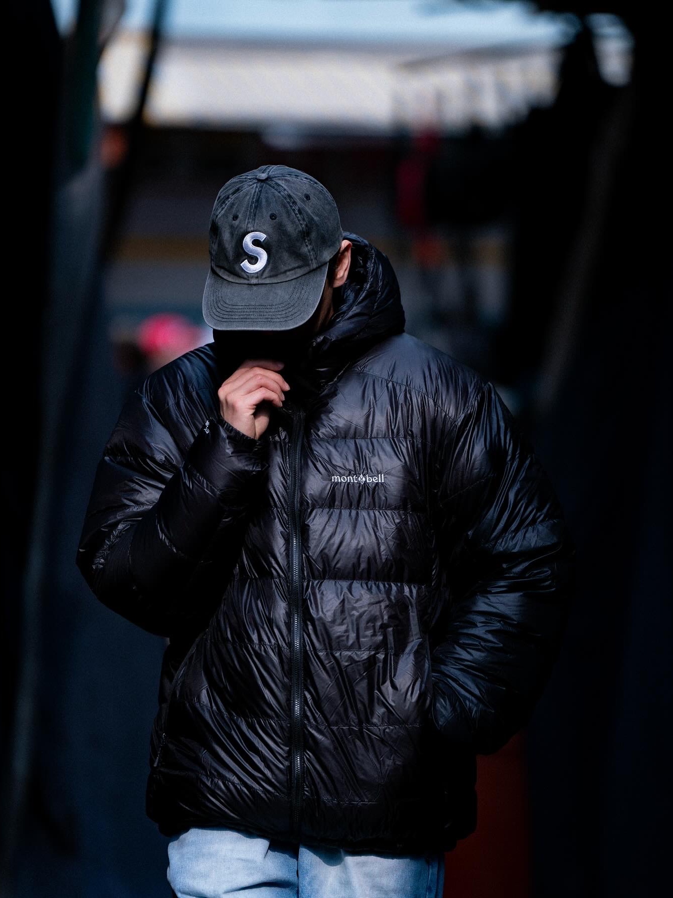 Supreme Pigment Canvas S Logo 6-Panel Black - 23SS, New Balance x Stone Island 991v2 Made in UK Black Olive Night 착용 스타일 - 2