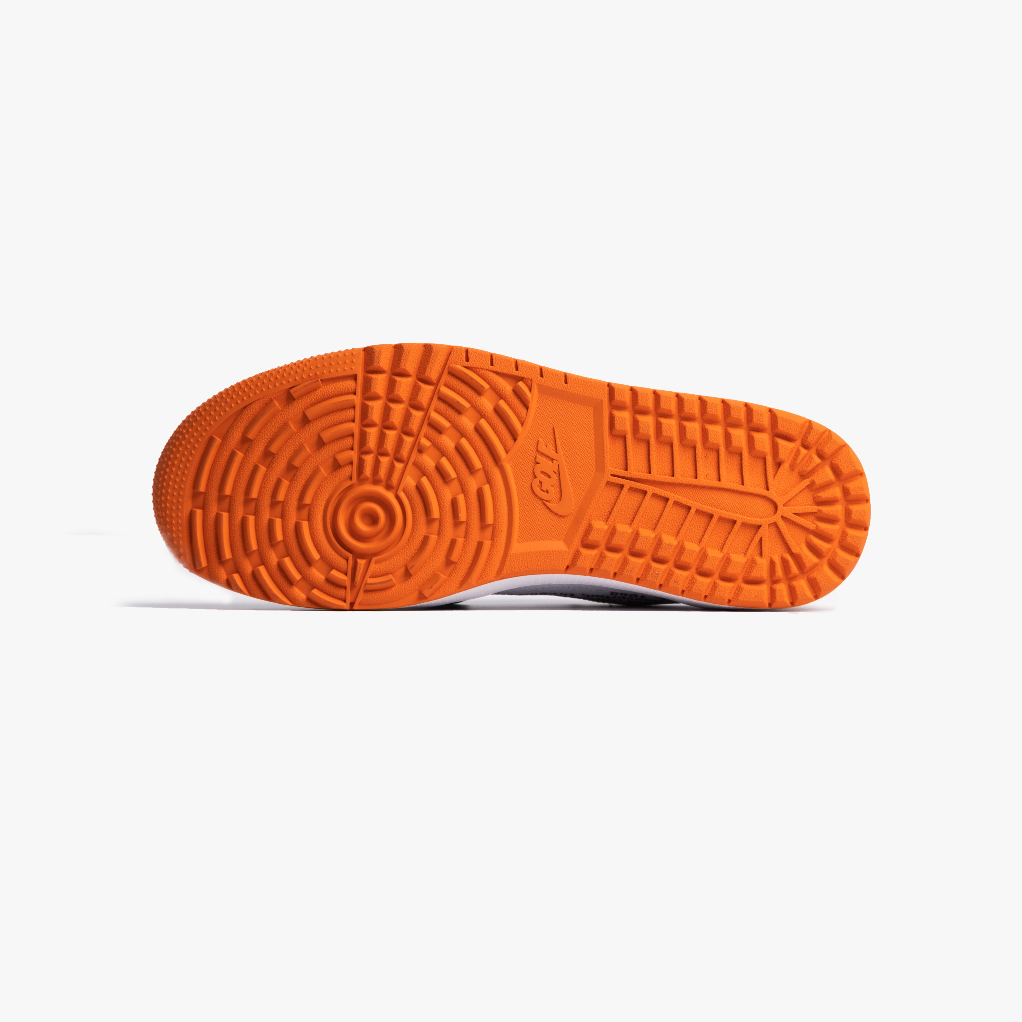 Jordan 1 Low Golf Starfish 착용 스타일 - 2