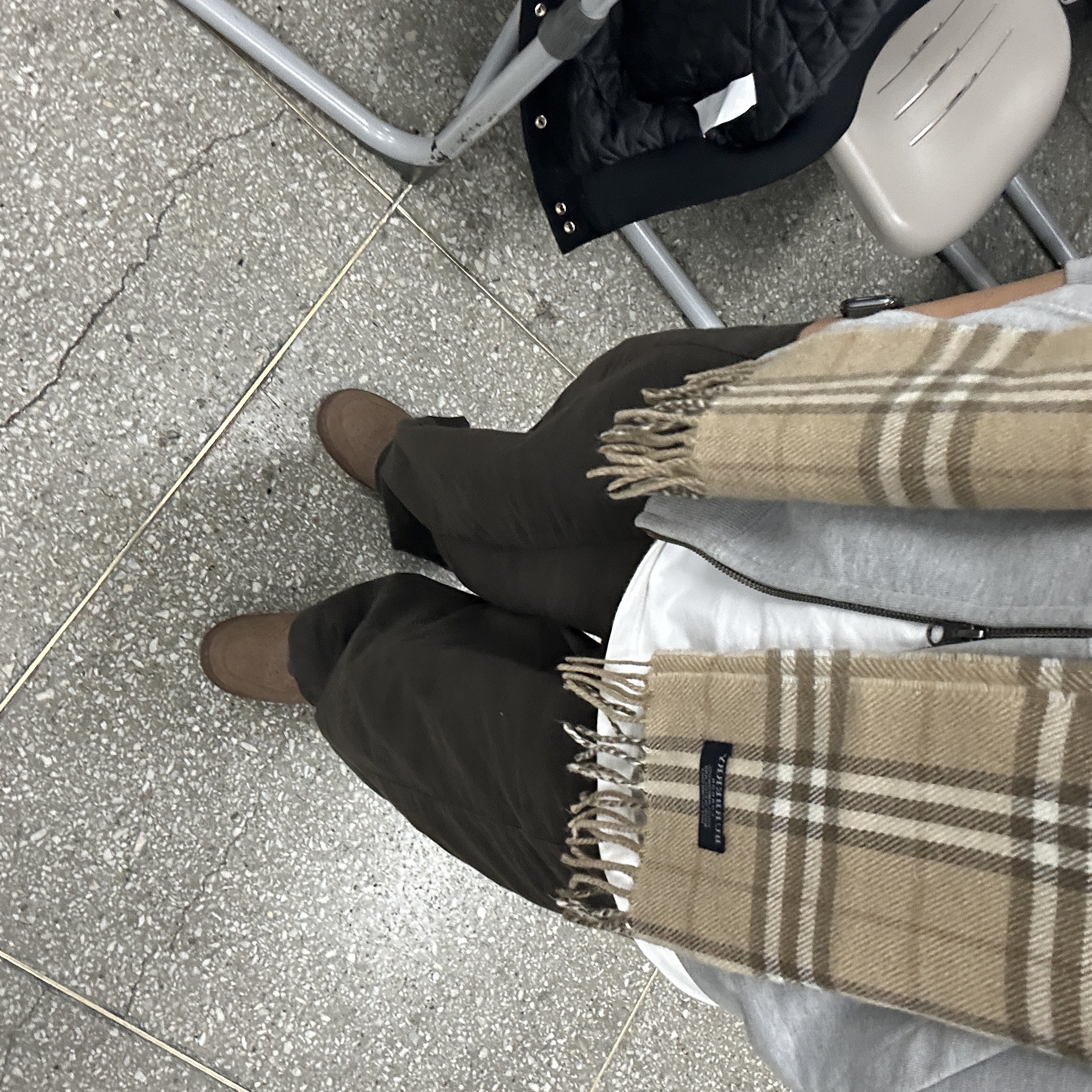 (W) Nike Air Force 1 '07 Cacao Wow 착용 스타일 - 1