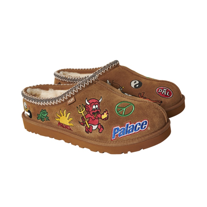 UGG x Palace Tasman Slipper Chestnut, UGG x Palace Tasman Slipper Burnt Olive 착용 스타일 - 2