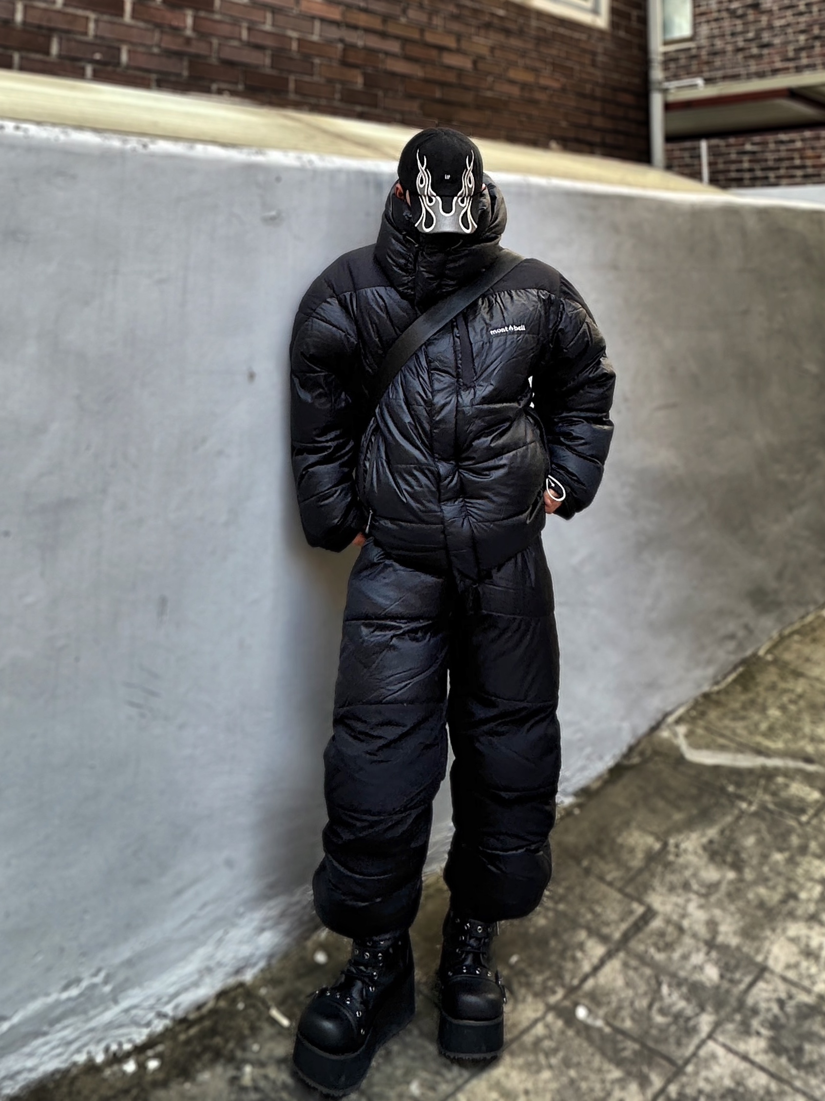 Yeezy Gap Engineered By Balenciaga Flame Cap Black, Montbell Down Hanten Jacket Maroon 착용 스타일 - 8