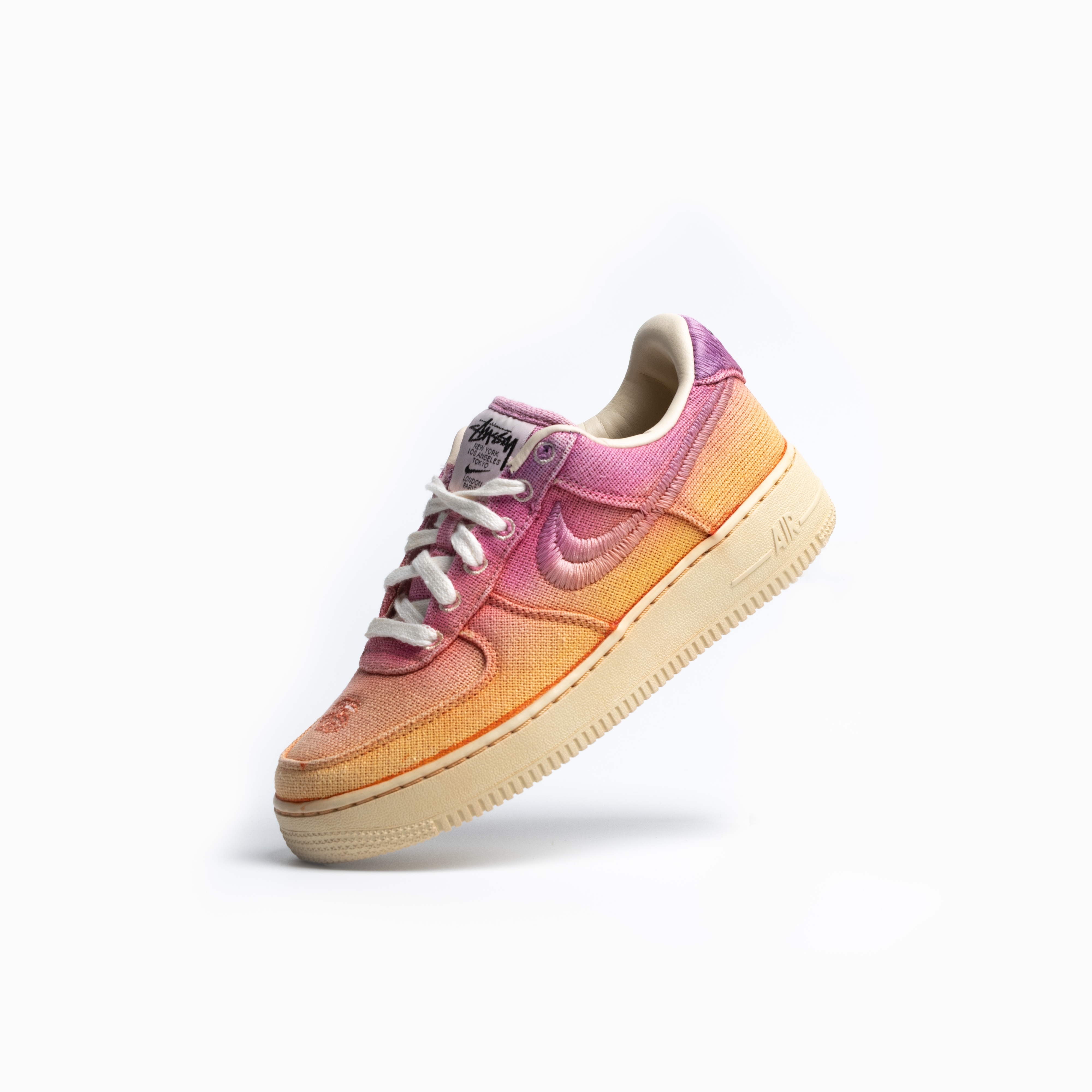 Nike x Stussy Air Force 1 Low Fossil 착용 스타일 - 7