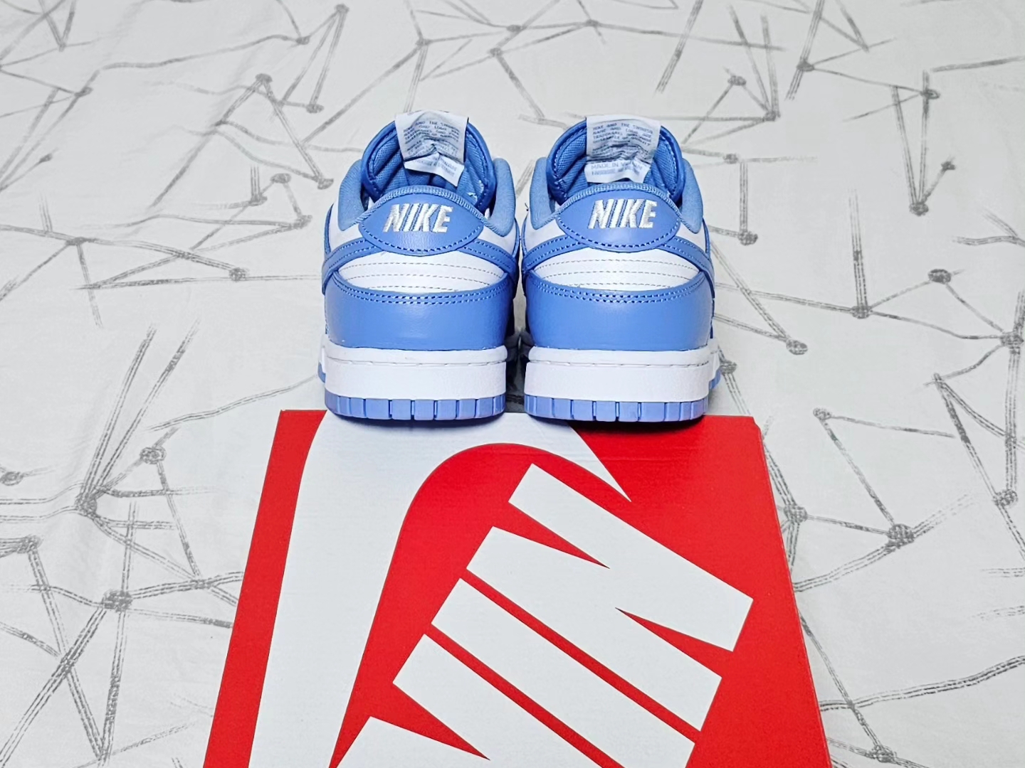 Nike Dunk Low Retro White Polar Blue 착용 스타일 - 5
