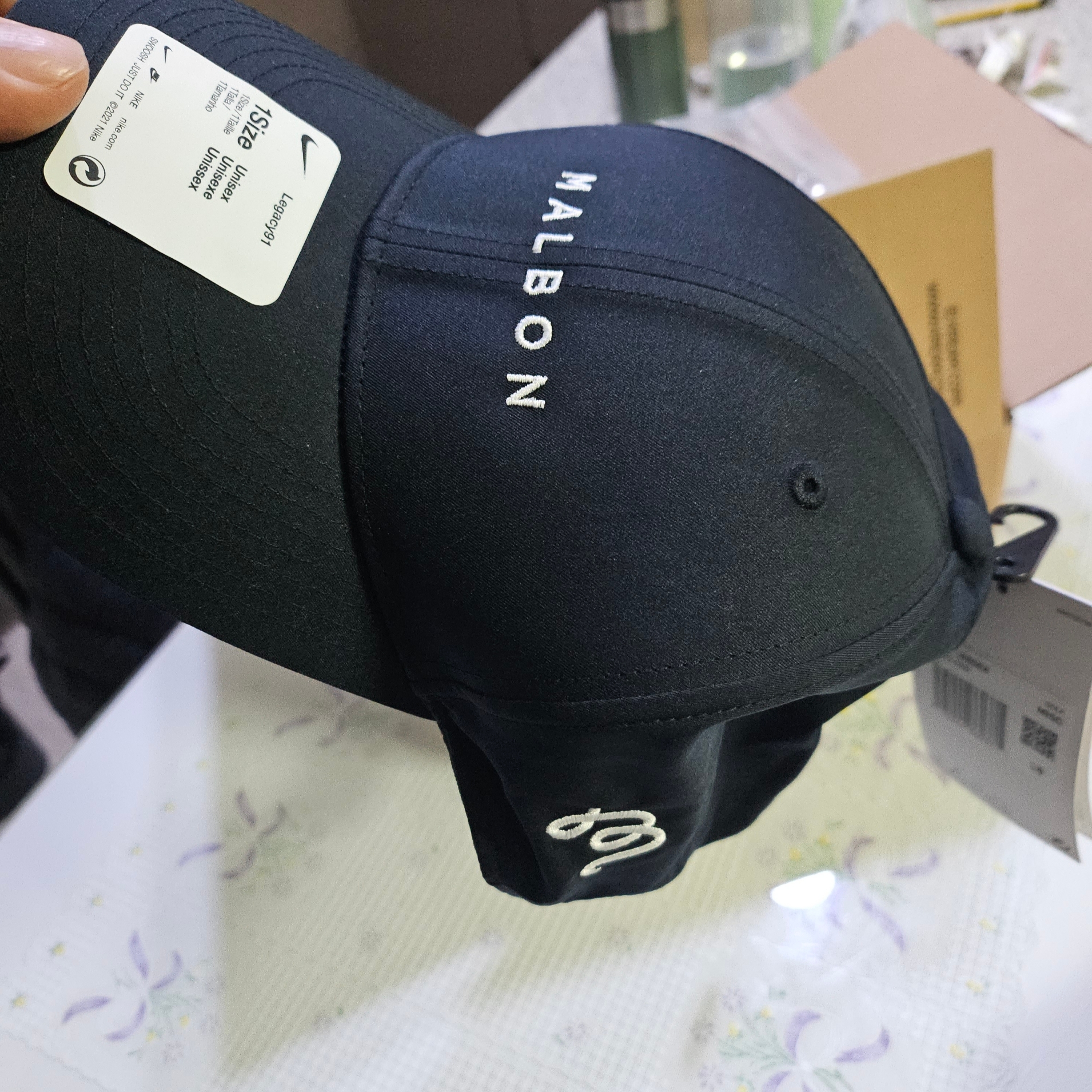 Malbon Golf x Nike Dri-Fit Legacy 91 Custom Cap Black 착용 스타일