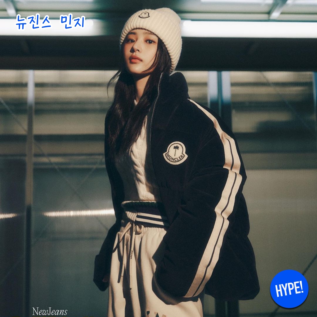 (W) The North Face White Label Glossy Detachable Down Jacket Black, Moncler x Palm Angels Ramsau Short Down Jacket Black - 23FW 착용 스타일 - 2