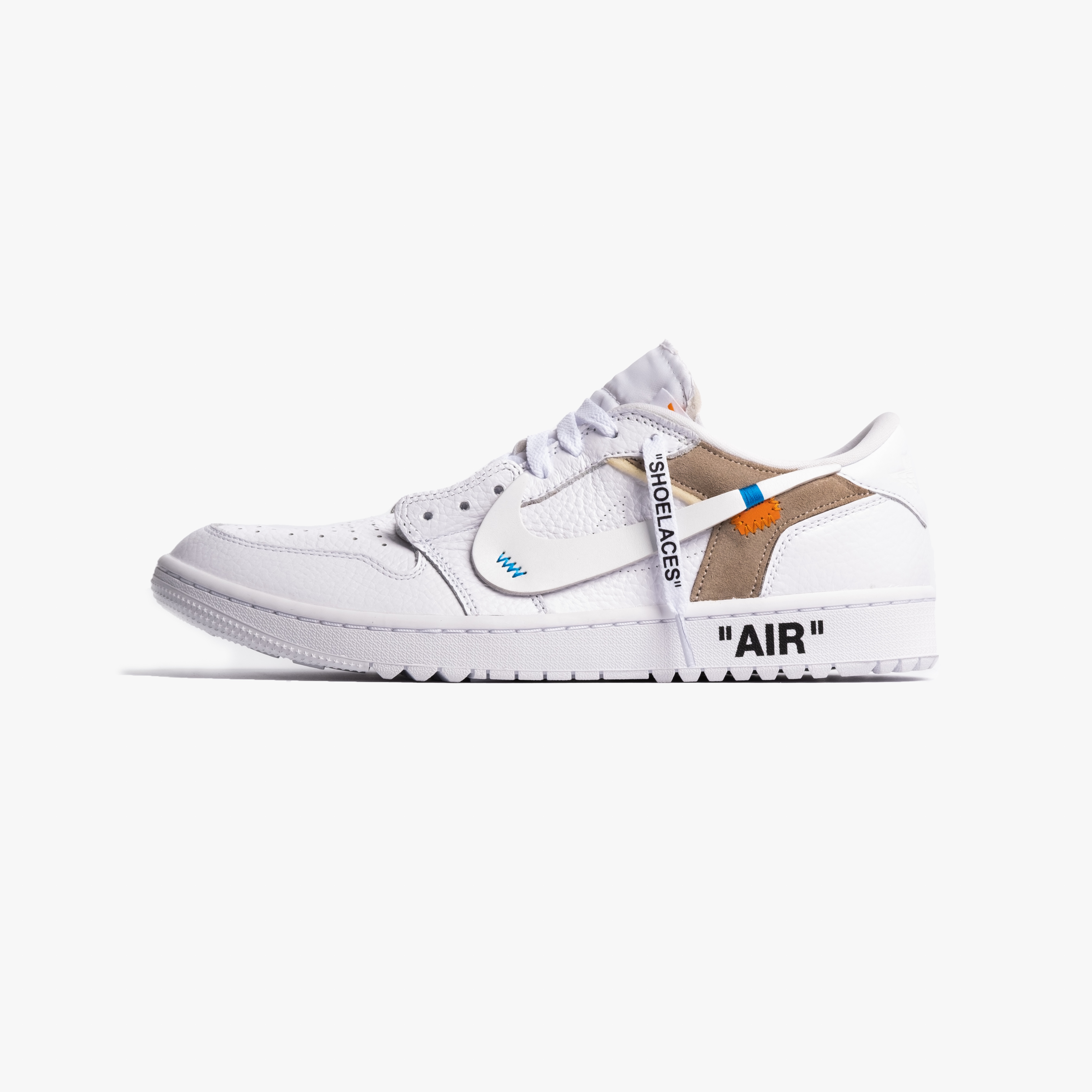Jordan 1 Low Golf Triple White 착용 스타일 - 1