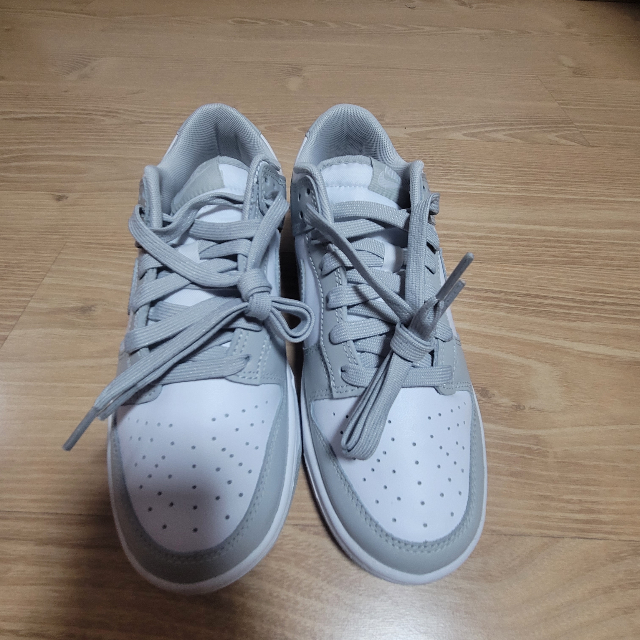 Nike Dunk Low Retro Grey Fog 착용 스타일 - 1