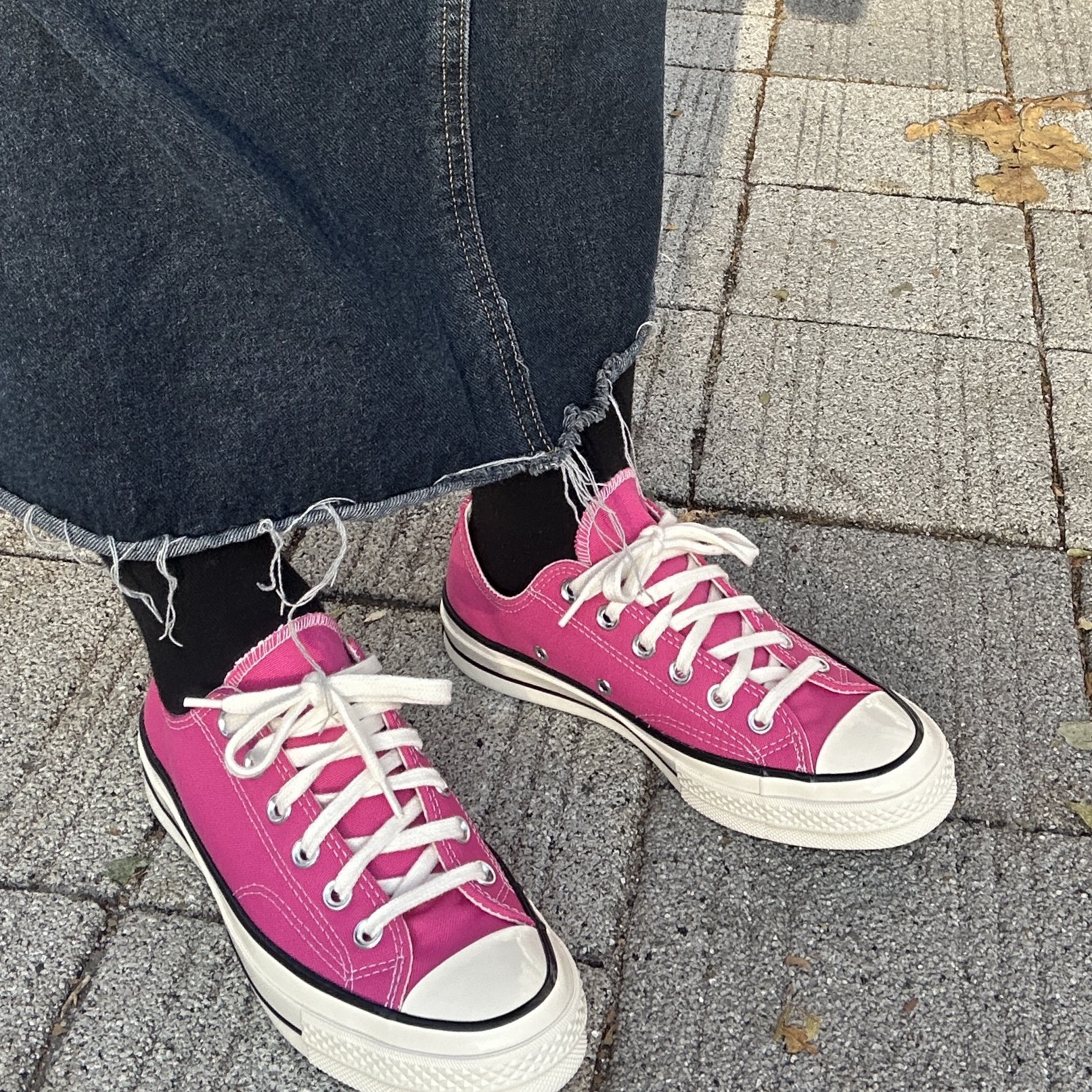 Converse Chuck 70 Ox Seasonal Color Lucky Pink 착용 스타일 - 1