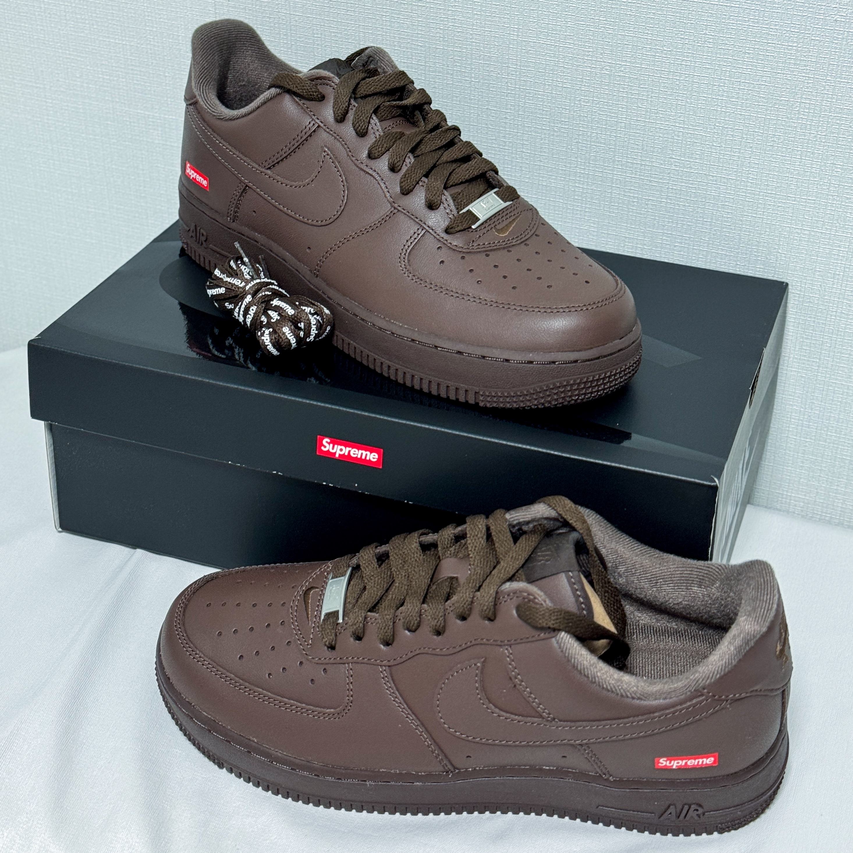 Nike x Supreme Air Force 1 Low Baroque Brown 착용 스타일