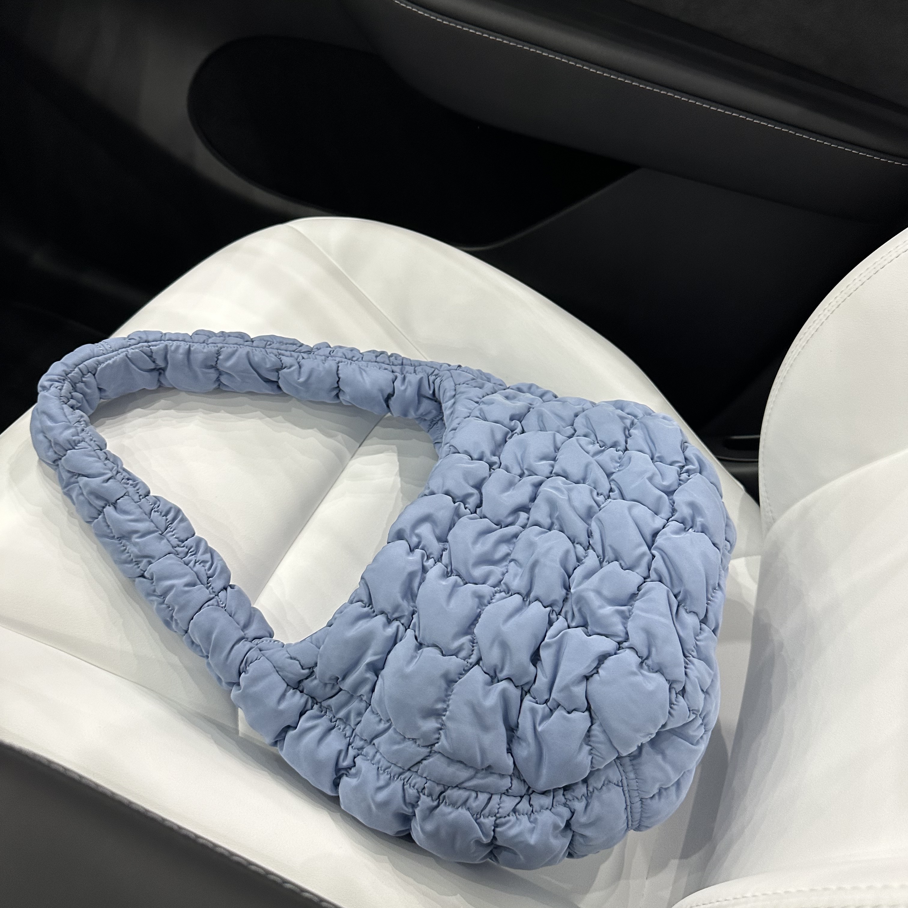 COS Quilted Mini Bag Light Blue 착용 스타일