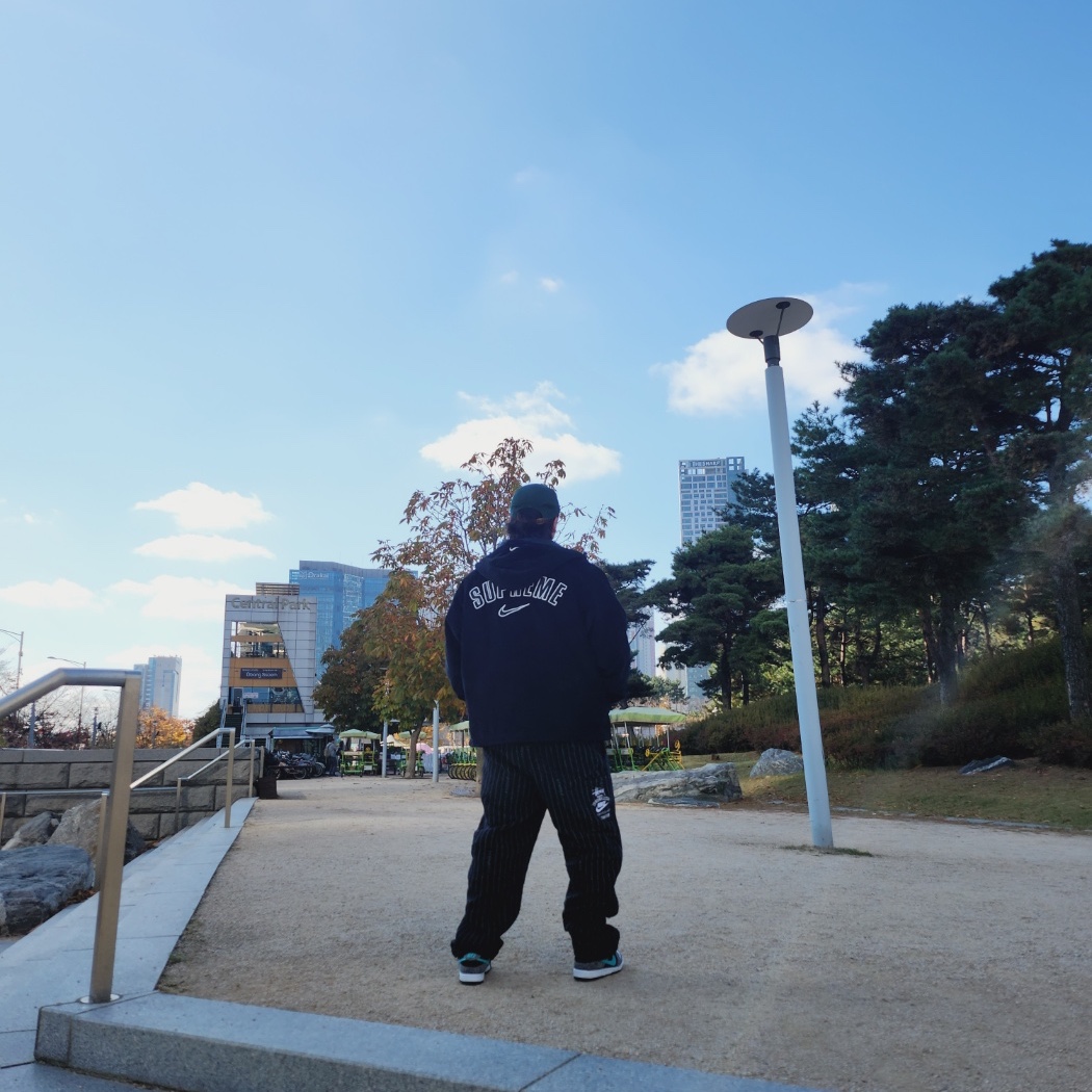 Supreme x Nike Arc Corduroy Hooded Jacket Black - 22SS, Nike x Stussy NRG Striped Wool Pants Black (DR4021-010) 착용 스타일
