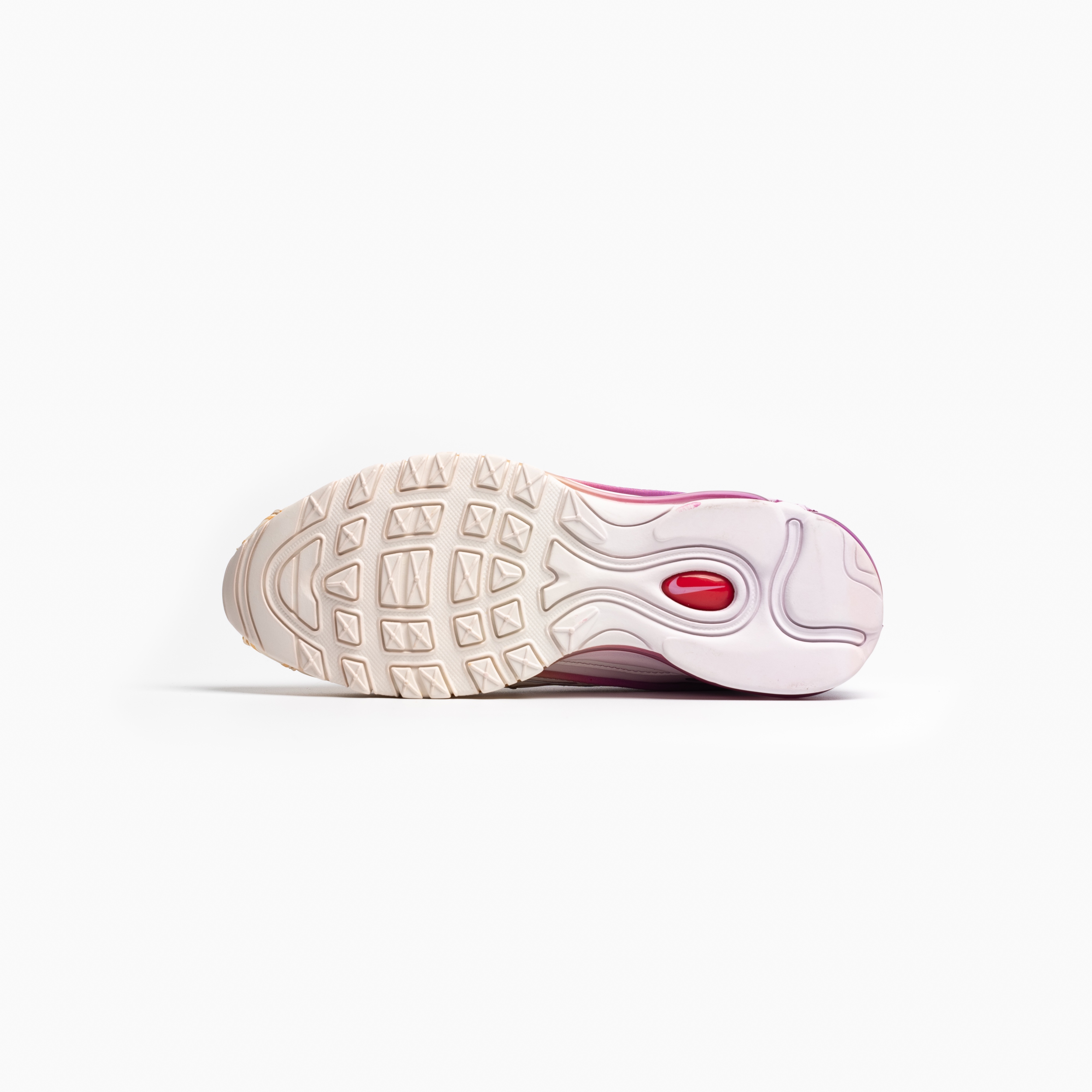 Nike x Supreme Air Max 98 TL White 착용 스타일 - 2