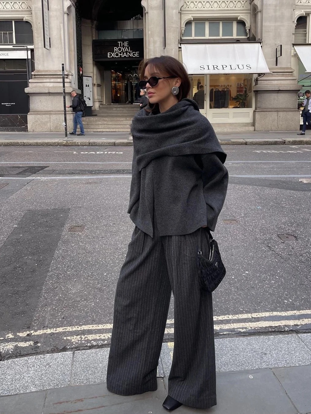 Acne Studios Narrow Wool Fringe Muffler Grey Melange, Acne Studios Narrow Wool Fringe Muffler Oatmeal Melange 착용 스타일 - 2