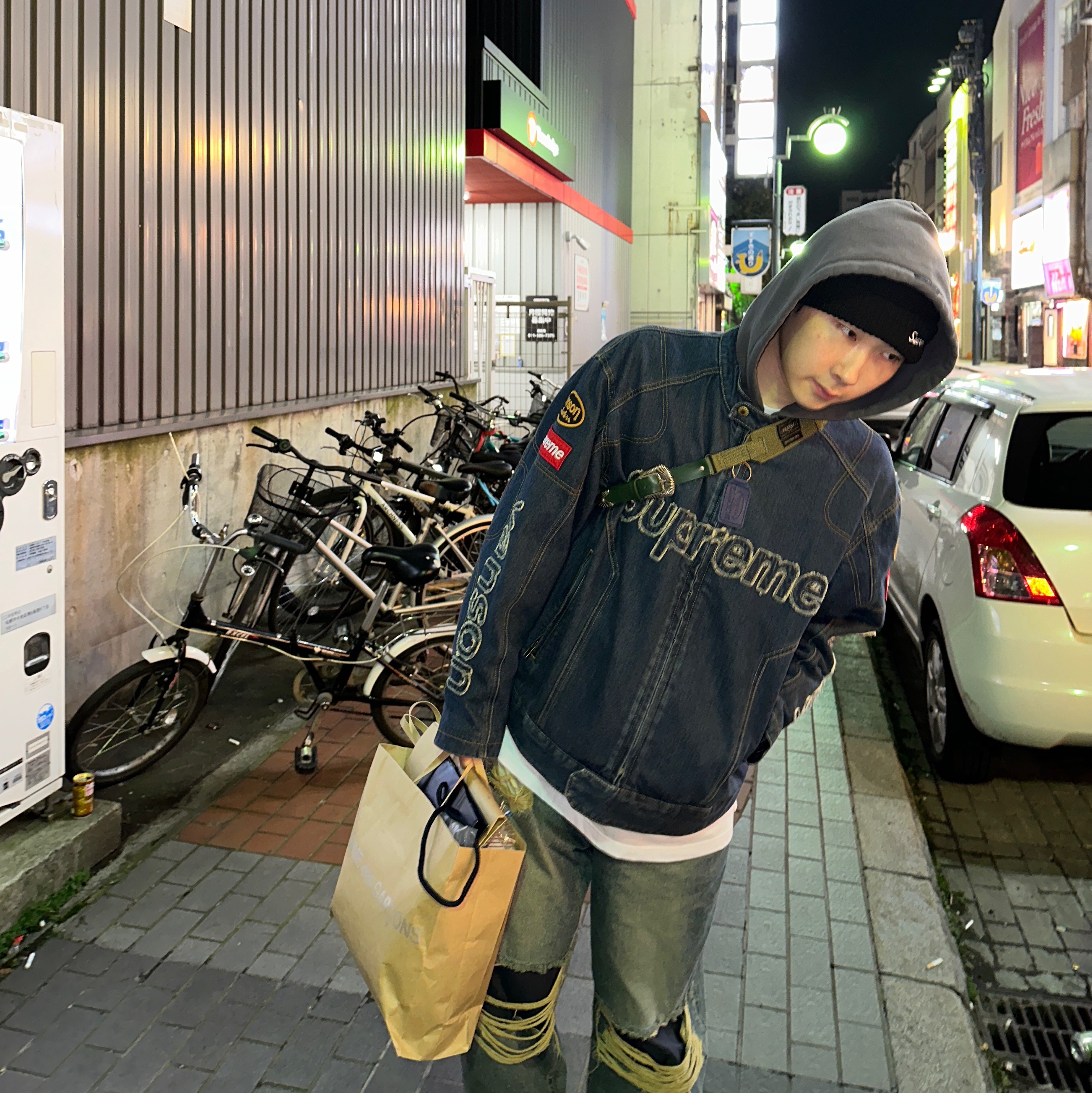 Supreme x Vanson Leathers Cordura Denim Jacket Blue - 22FW, Supreme Loose Gauge Beanie Black 착용 스타일 - 1