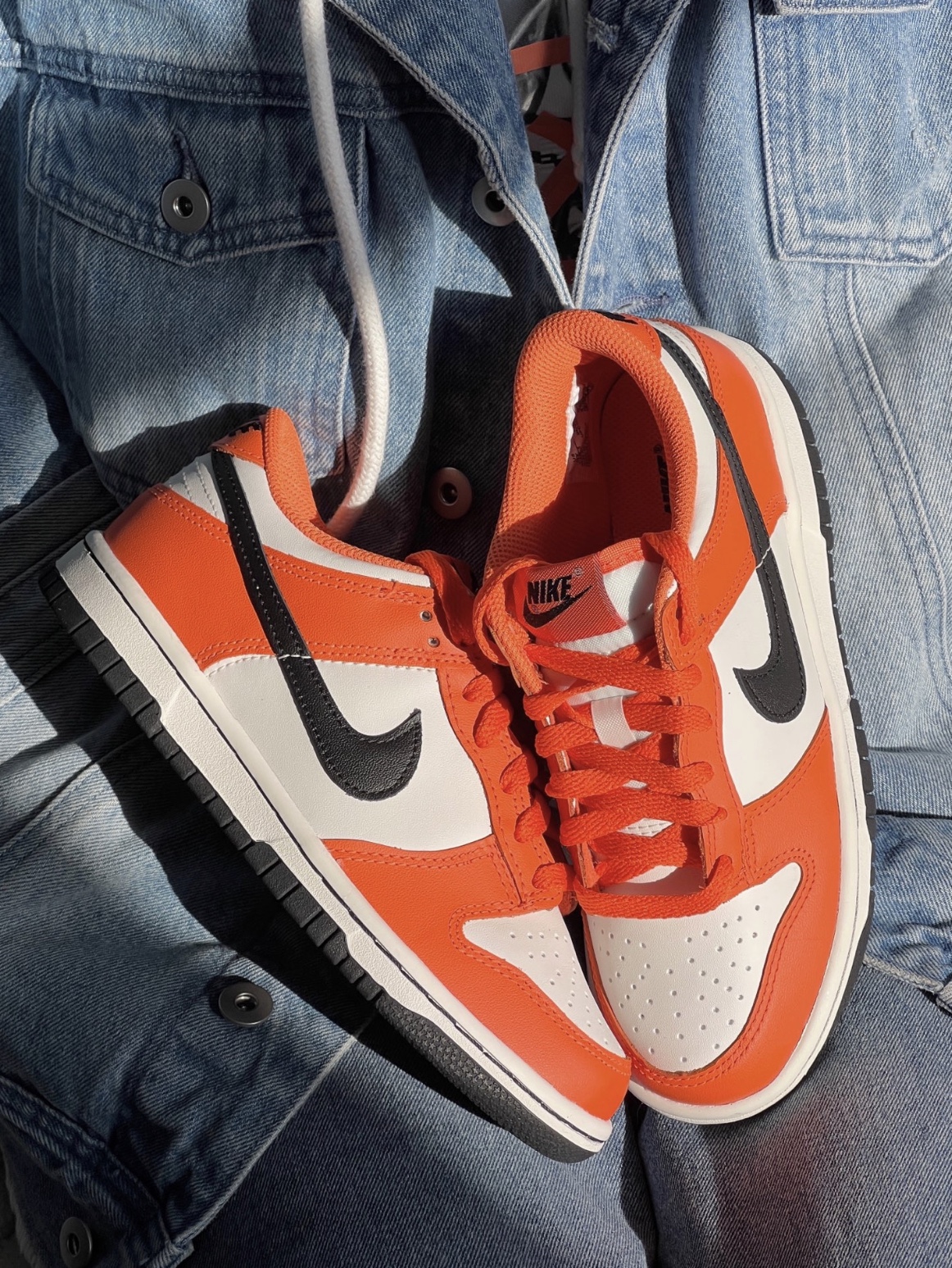 (GS) Nike Dunk Low Safety Orange 착용 스타일