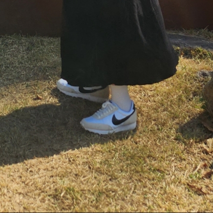 (W) Nike Daybreak Summit White Black 착용 스타일