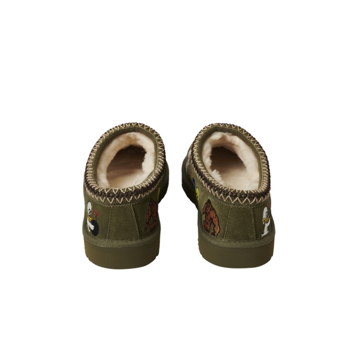 UGG x Palace Tasman Slipper Chestnut, UGG x Palace Tasman Slipper Burnt Olive 착용 스타일 - 4