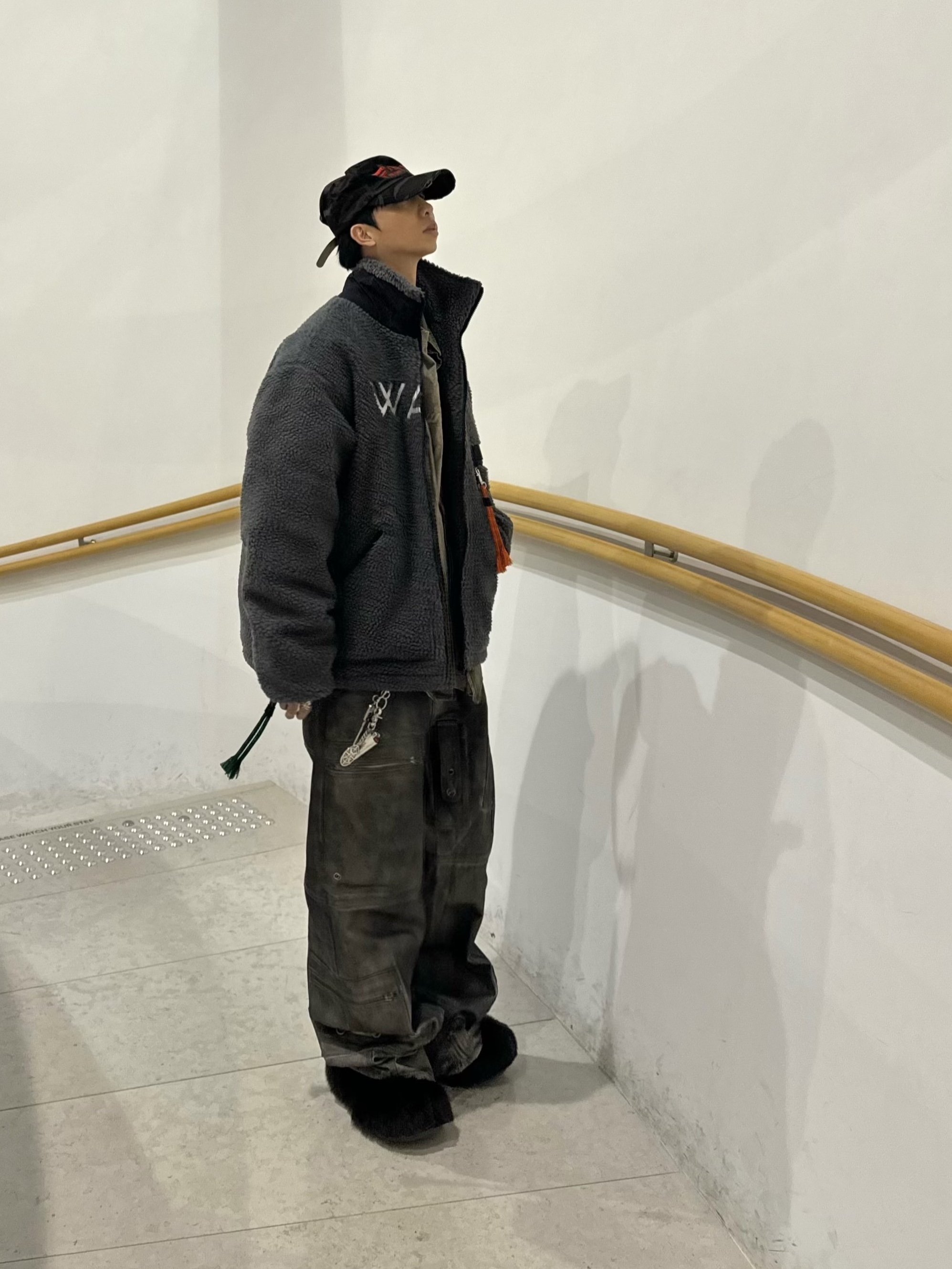 Project G/R Flight Denim Pants Dust Grey, ETCE New Vision Camo Cap Night Jungle 착용 스타일 - 3