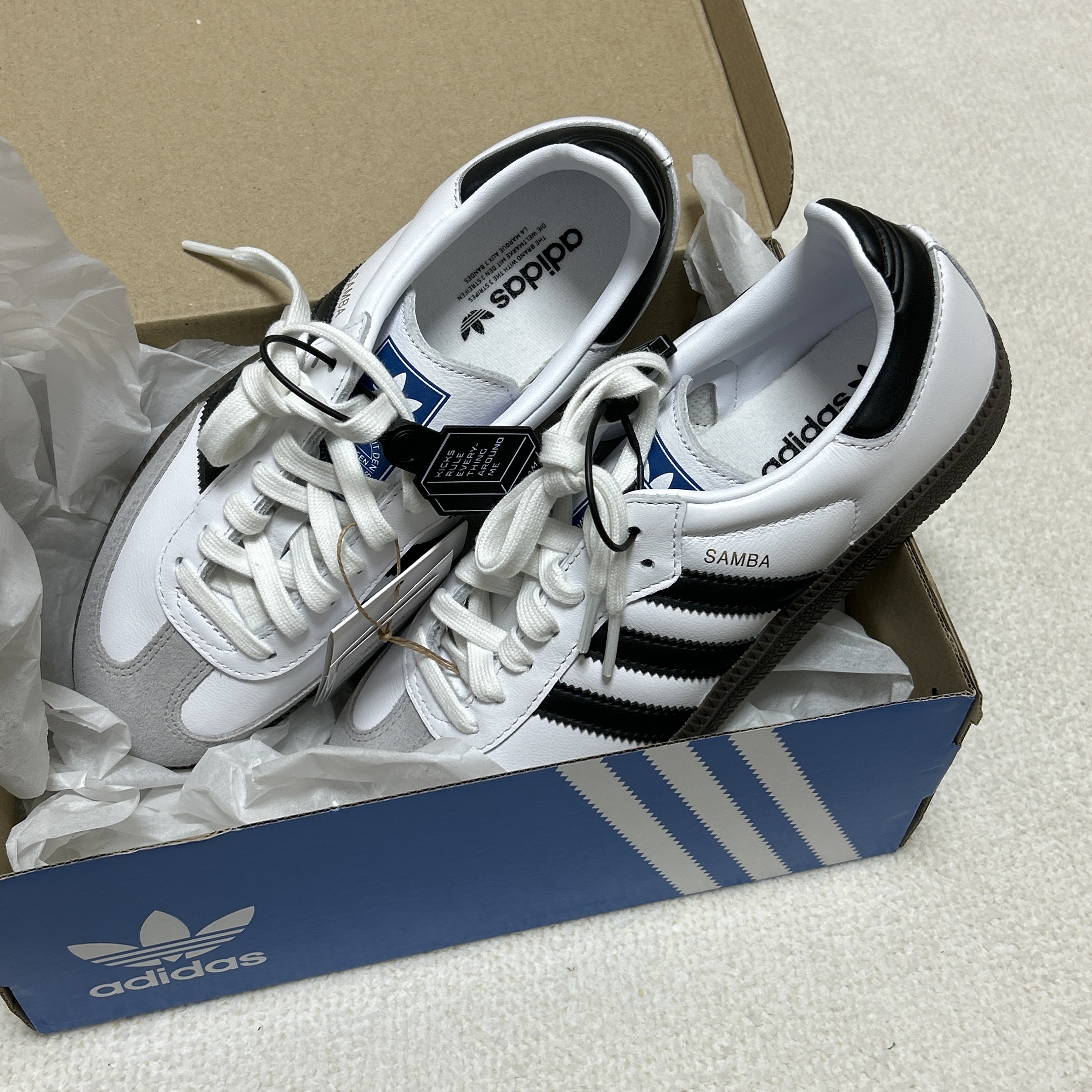 Adidas Samba OG Cloud White 착용 스타일