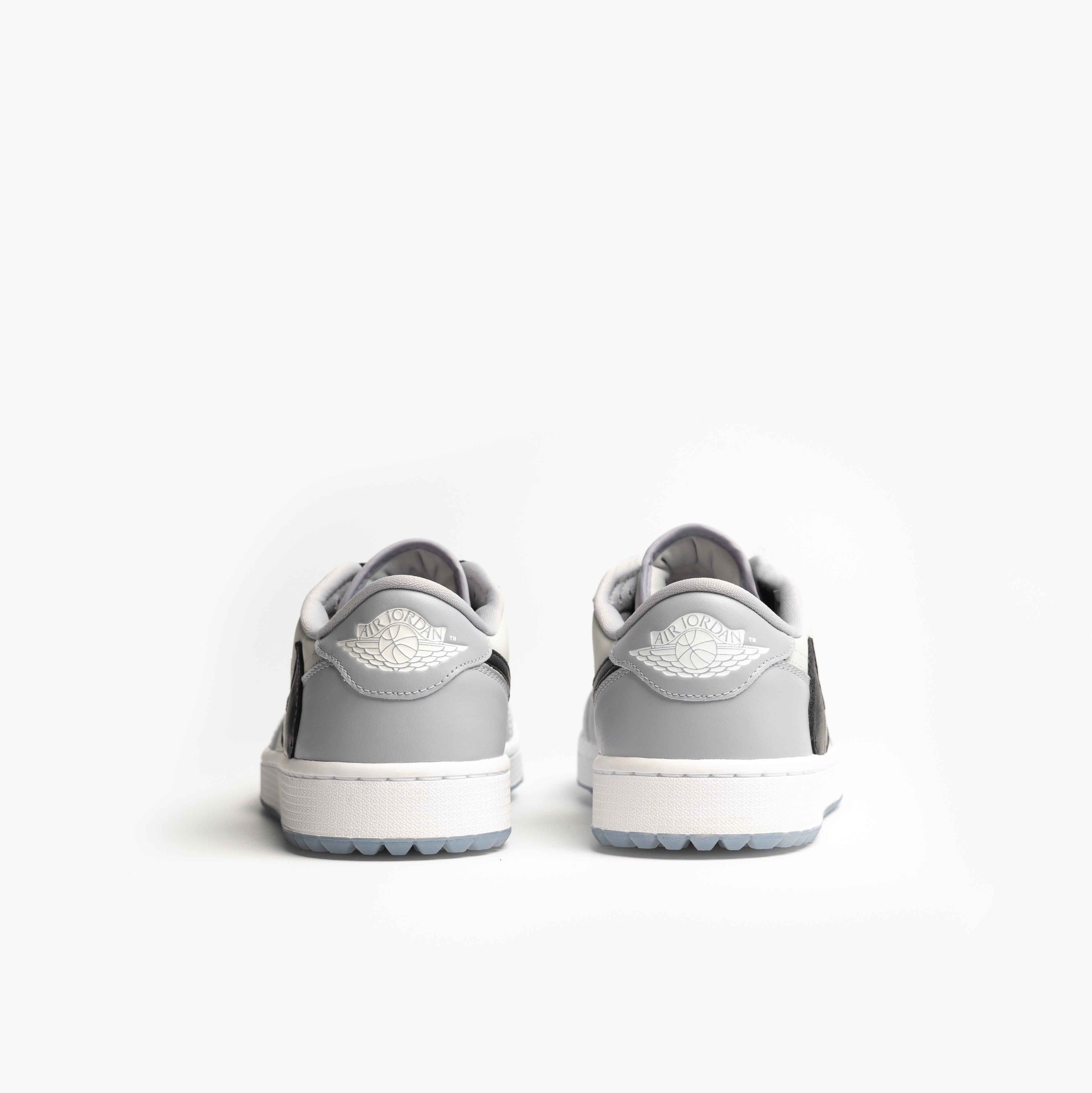 Jordan 1 Low Golf Wolf Grey 착용 스타일 - 6
