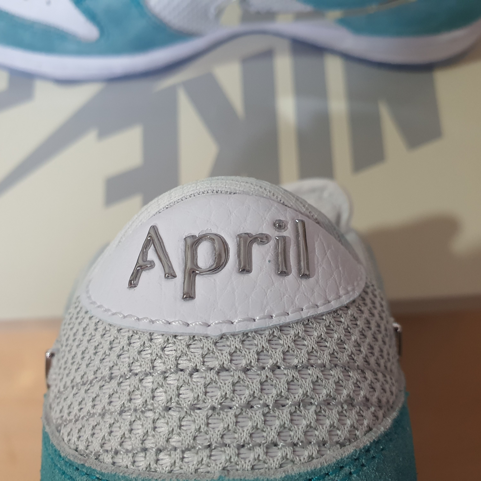 Nike x April Skateboards SB Dunk Low Pro QS Racer Blue Metallic Silver 착용 스타일 - 5