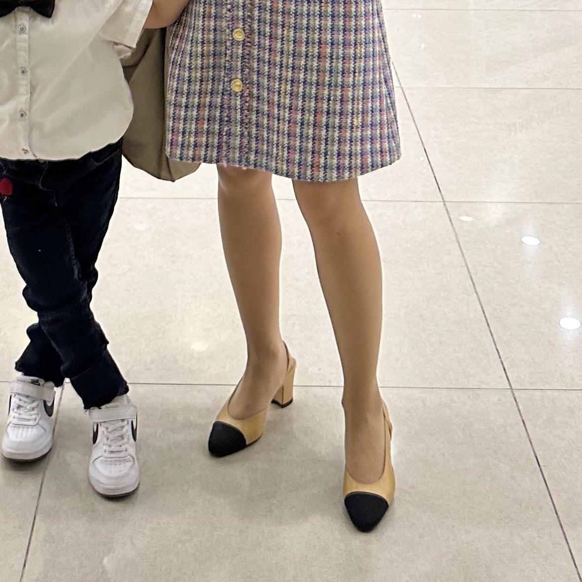 (W) Chanel Slingbacks Goatskin Grosgrain & Beige Black 착용 스타일