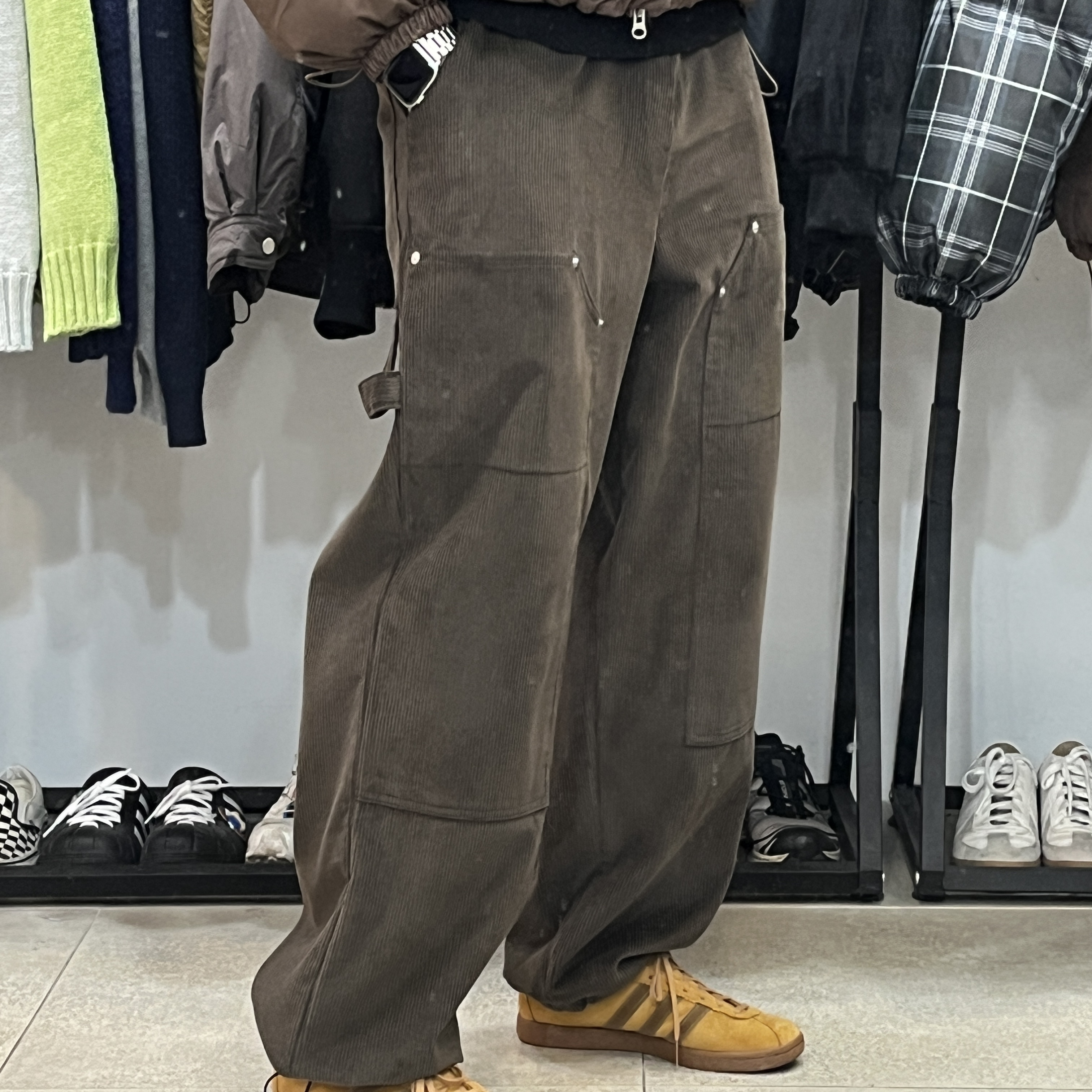 Adidas Tobacco Gruen Mesa Brown Desert 착용 스타일 - 4