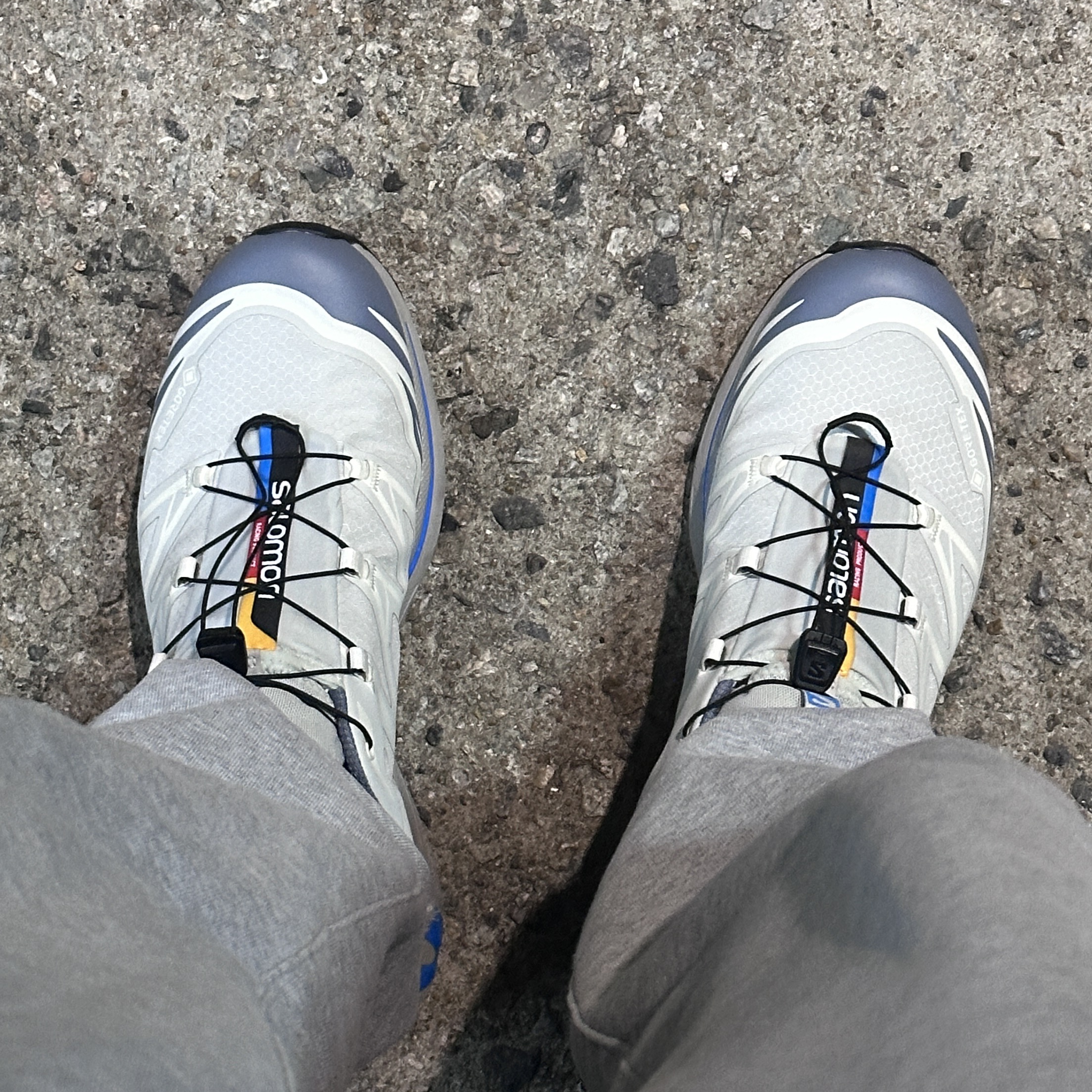 Salomon XT-6 GTX Metal Flint Stone 착용 스타일