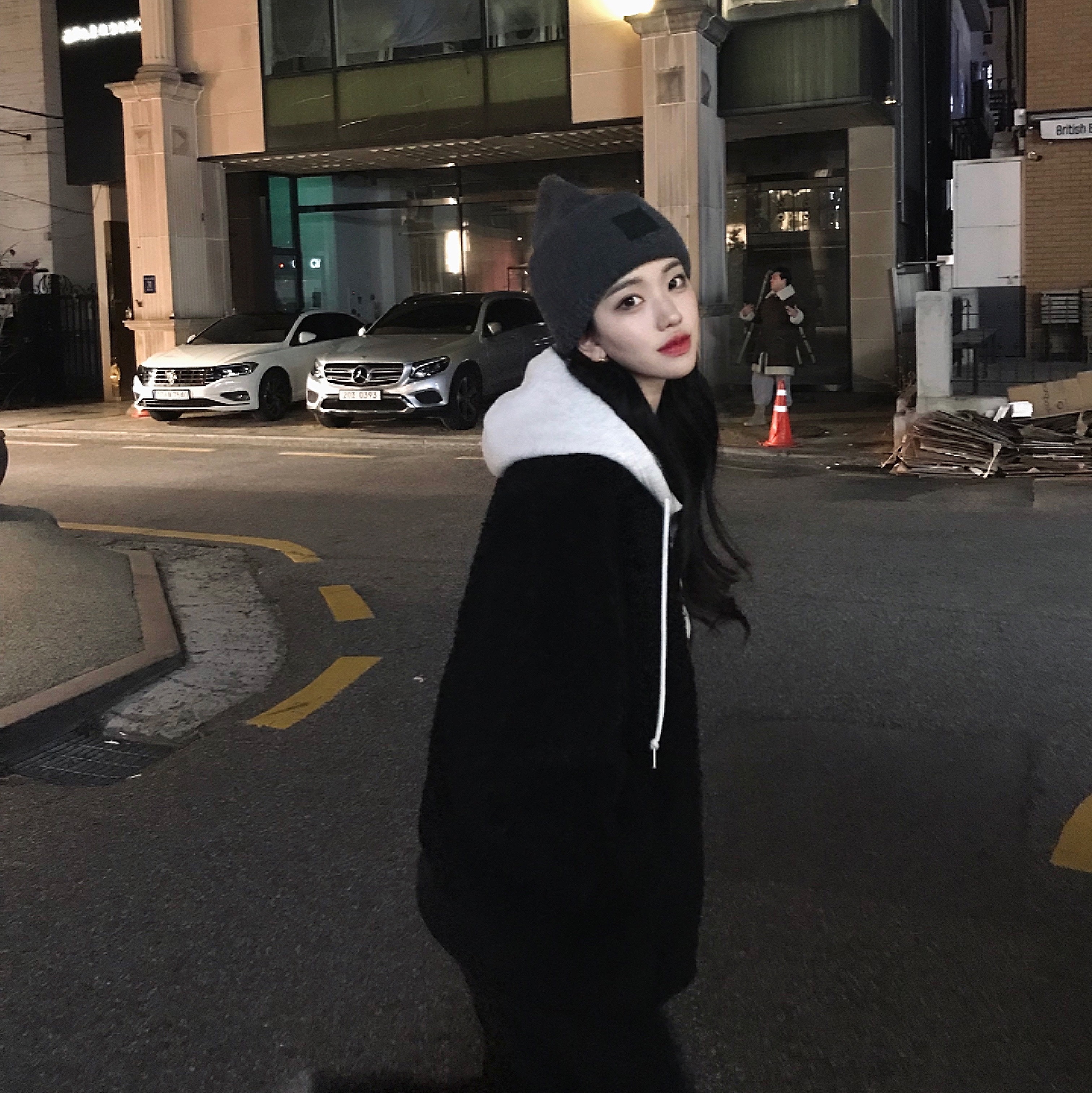 Acne Studios Large Face Logo Beanie Grey Melange 착용 스타일