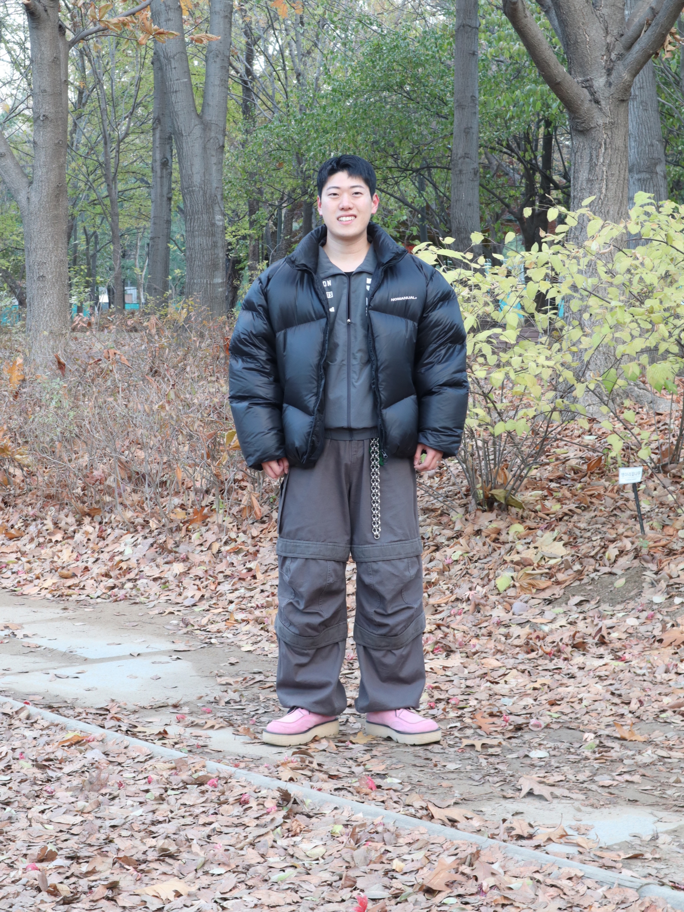 Farfromwhat Far Layered Work Pants Charcoal 착용 스타일 - 4