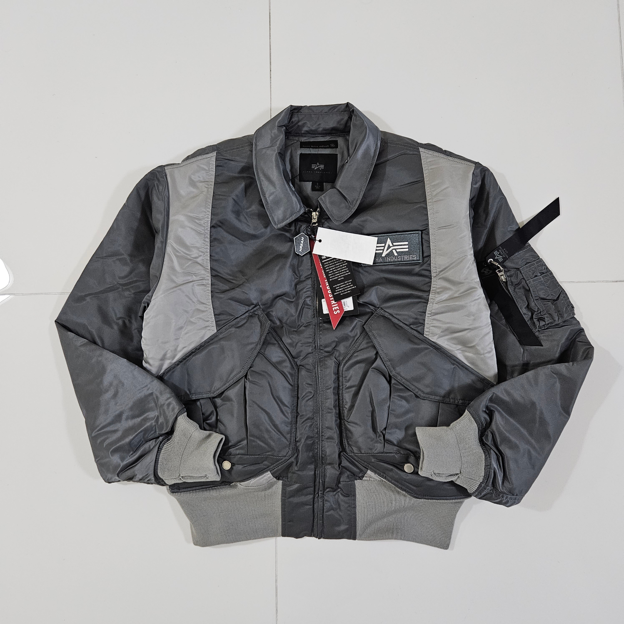 Sansan Gear x Alpha Industries CWU 45/P Flight Jacket Stone Silver - 23FW 착용 스타일