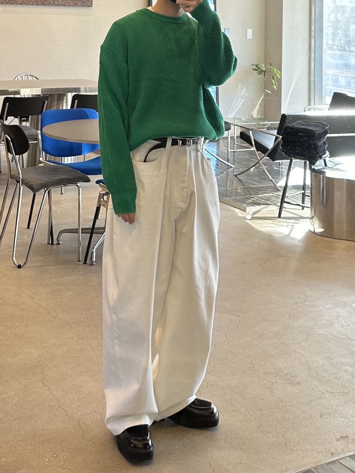 STU Wide Cotton Pants Cream, Our Legacy Belt 2cm Leather Black 착용 스타일 - 3