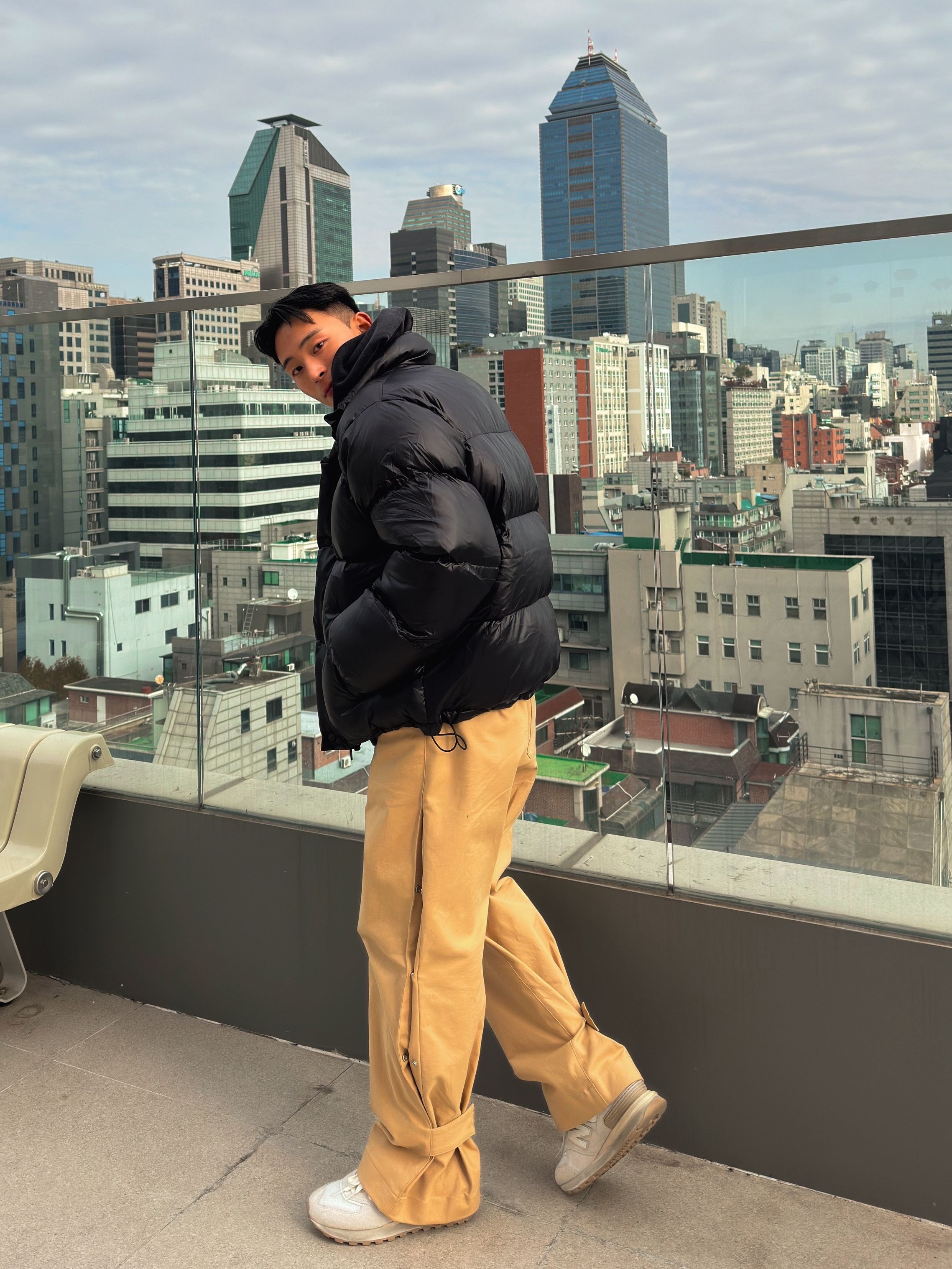 New Balance x Recto 574 Ash Cream Legacy, Nonnod Flexible Pants Beige 착용 스타일 - 1