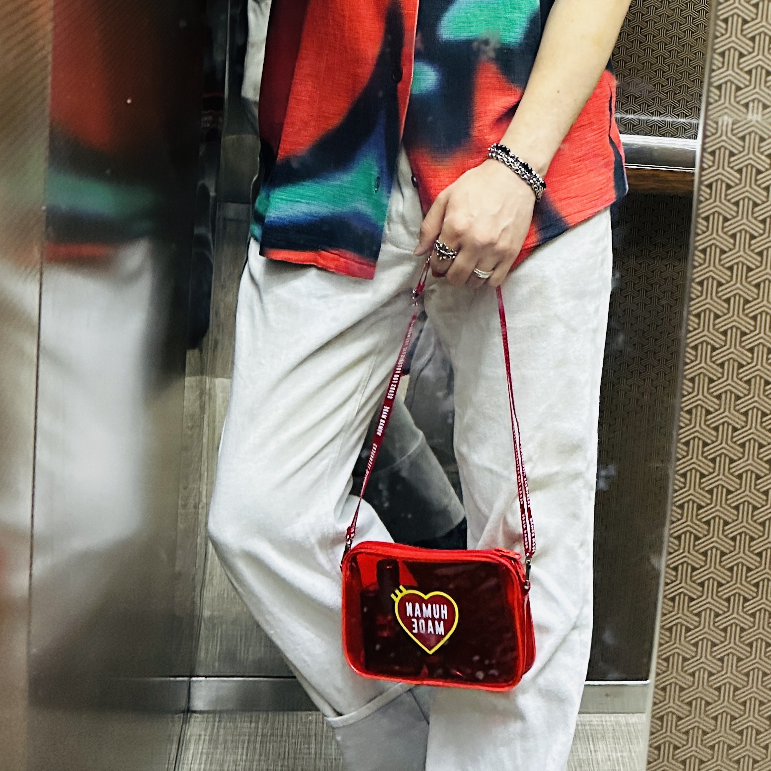 Human Made PVC Pouch Medium Red 착용 스타일