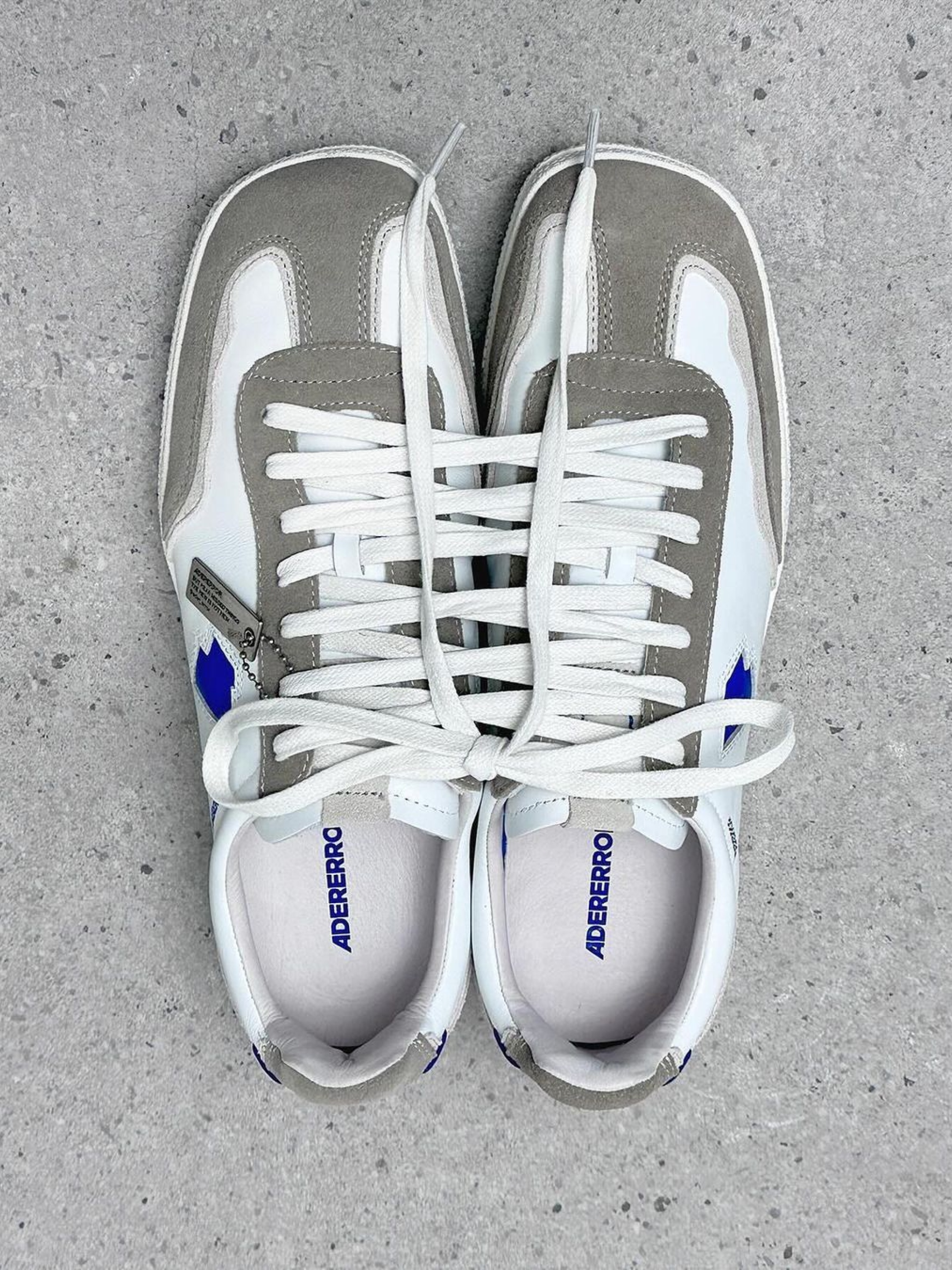 Ader Error Raff Z-Blue, Ader Error Raff Off White 착용 스타일 - 4