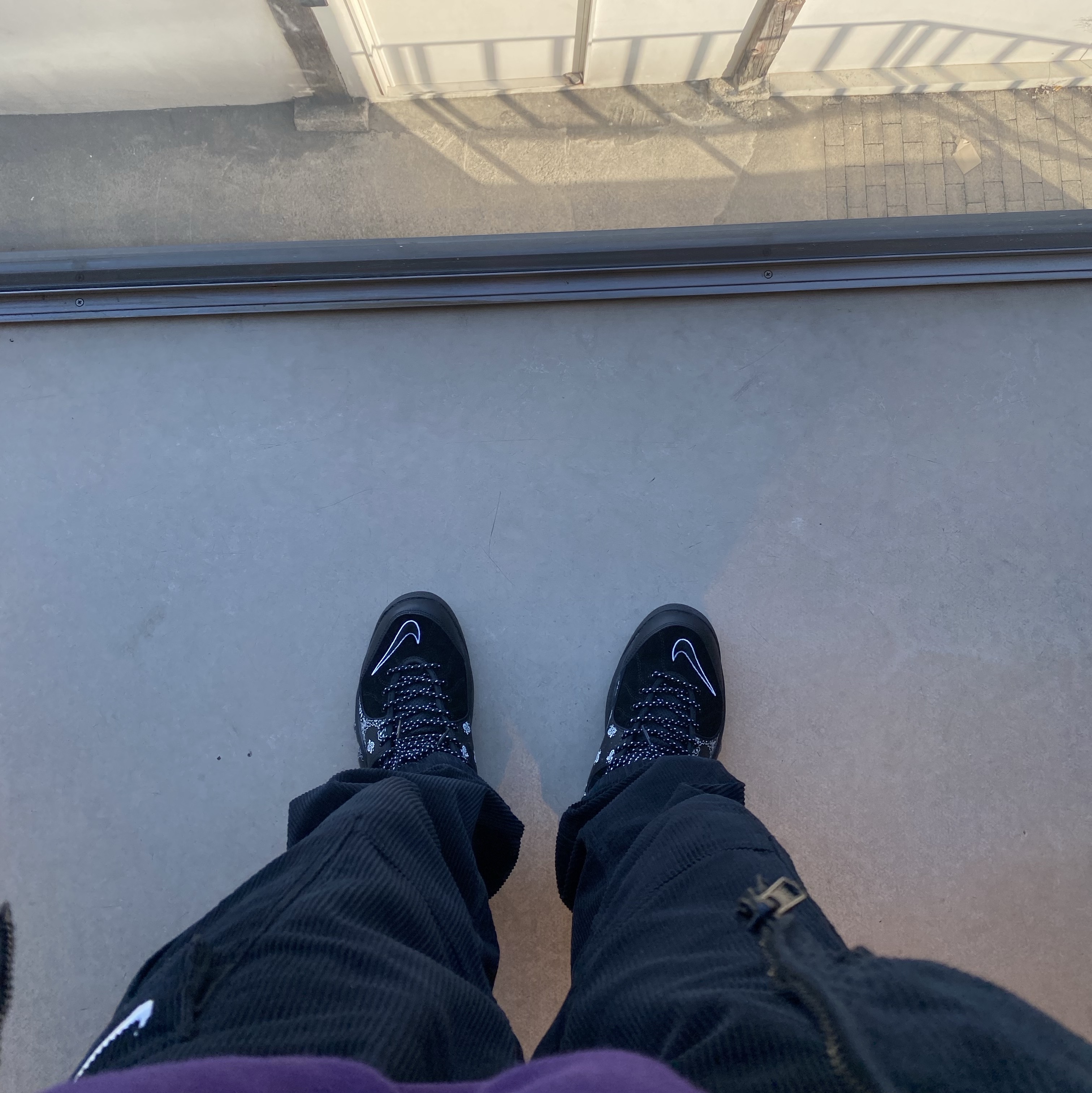 Nike x Supreme Air Zoom Flight 95 SP Black, Supreme x Nike Arc Corduroy Cargo Pants Black - 22SS 착용 스타일