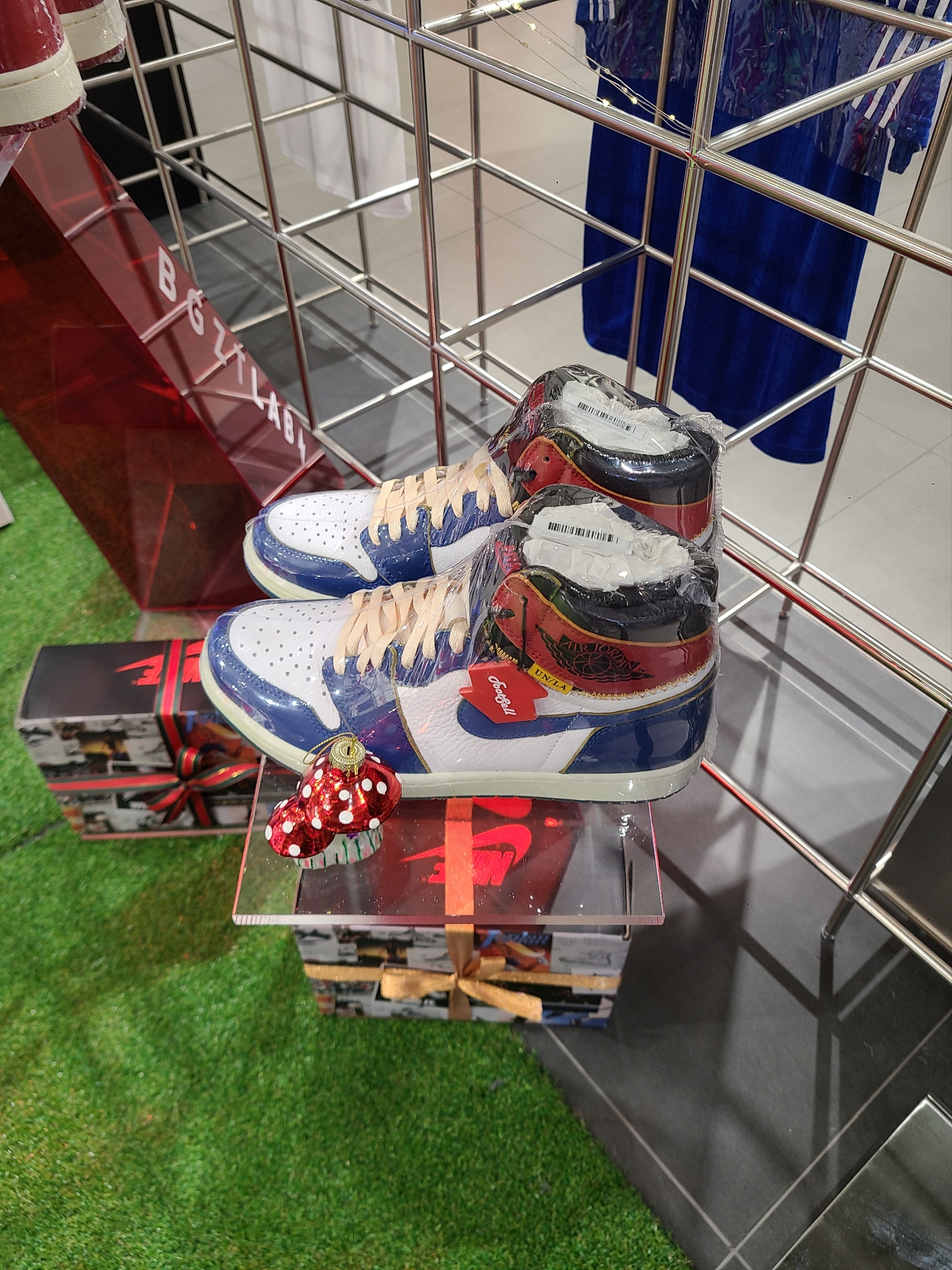 Jordan 1 x Union Retro High Black Toe, Jordan 1 x Union Retro High Blue Toe 착용 스타일 - 3