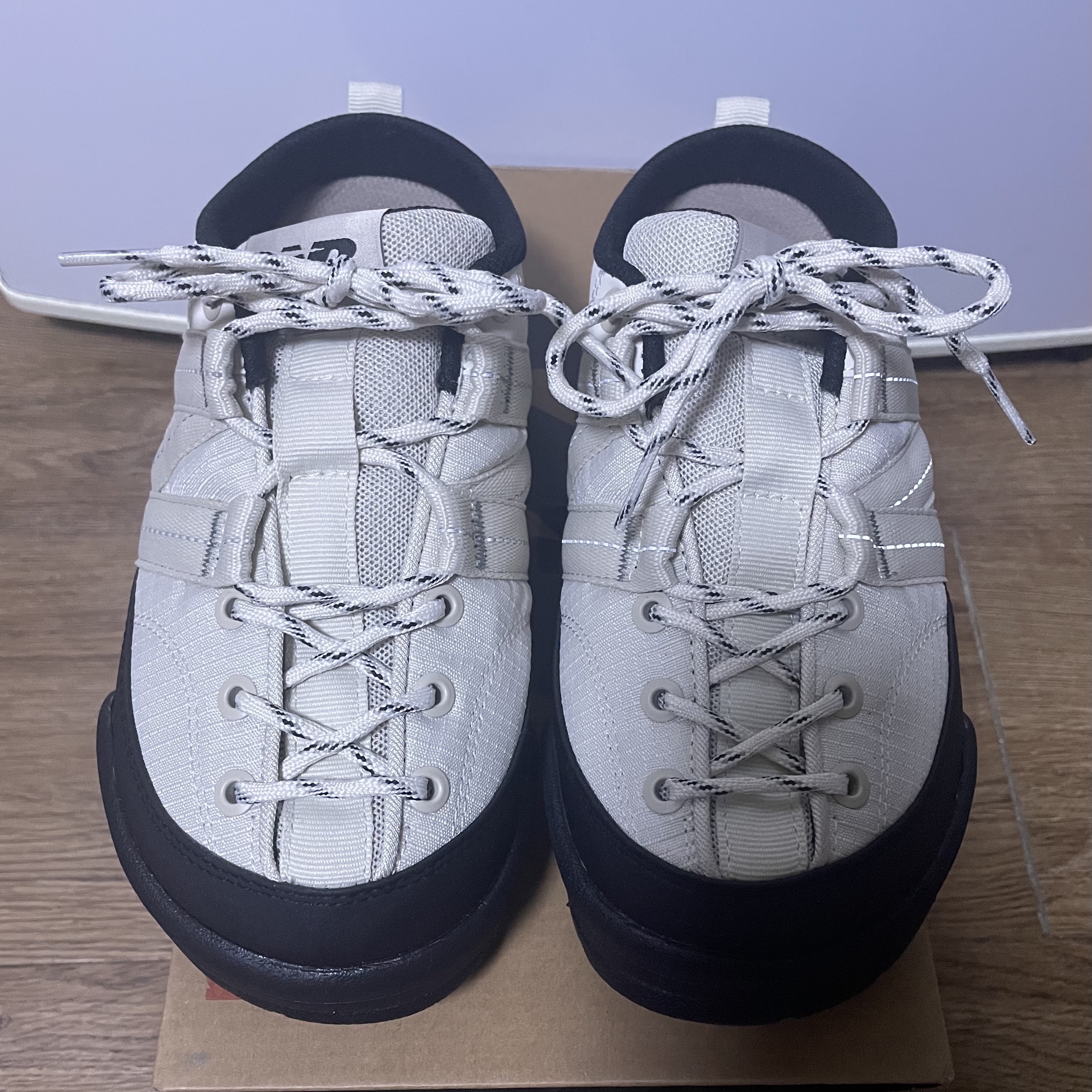 New Balance CRV Mule V2 Ivory 착용 스타일 - 3