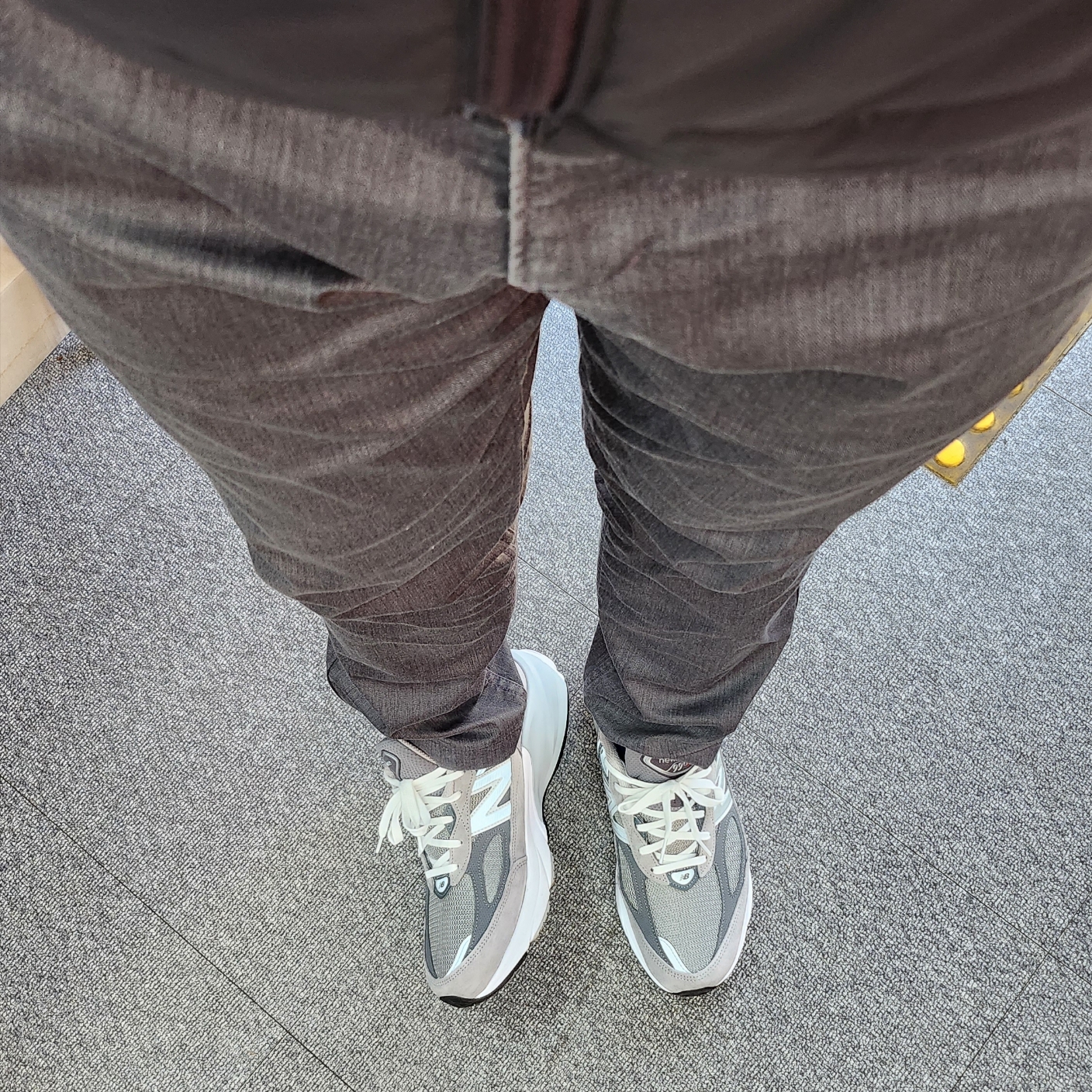 New Balance 990v6 Made in USA Grey - D Standard 착용 스타일